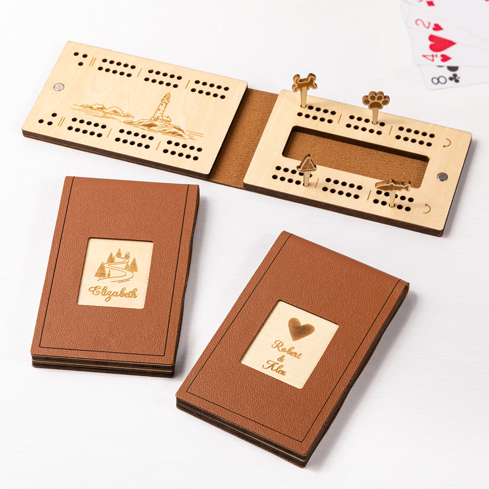 Tablero de Cribbage Portátil con Clavijas de Madera Personalizado y Grabado Patrón de Navegación de Animales Camping Actividades al Aire Libre Regalo de Cumpleaños para los Amantes del Cribbage