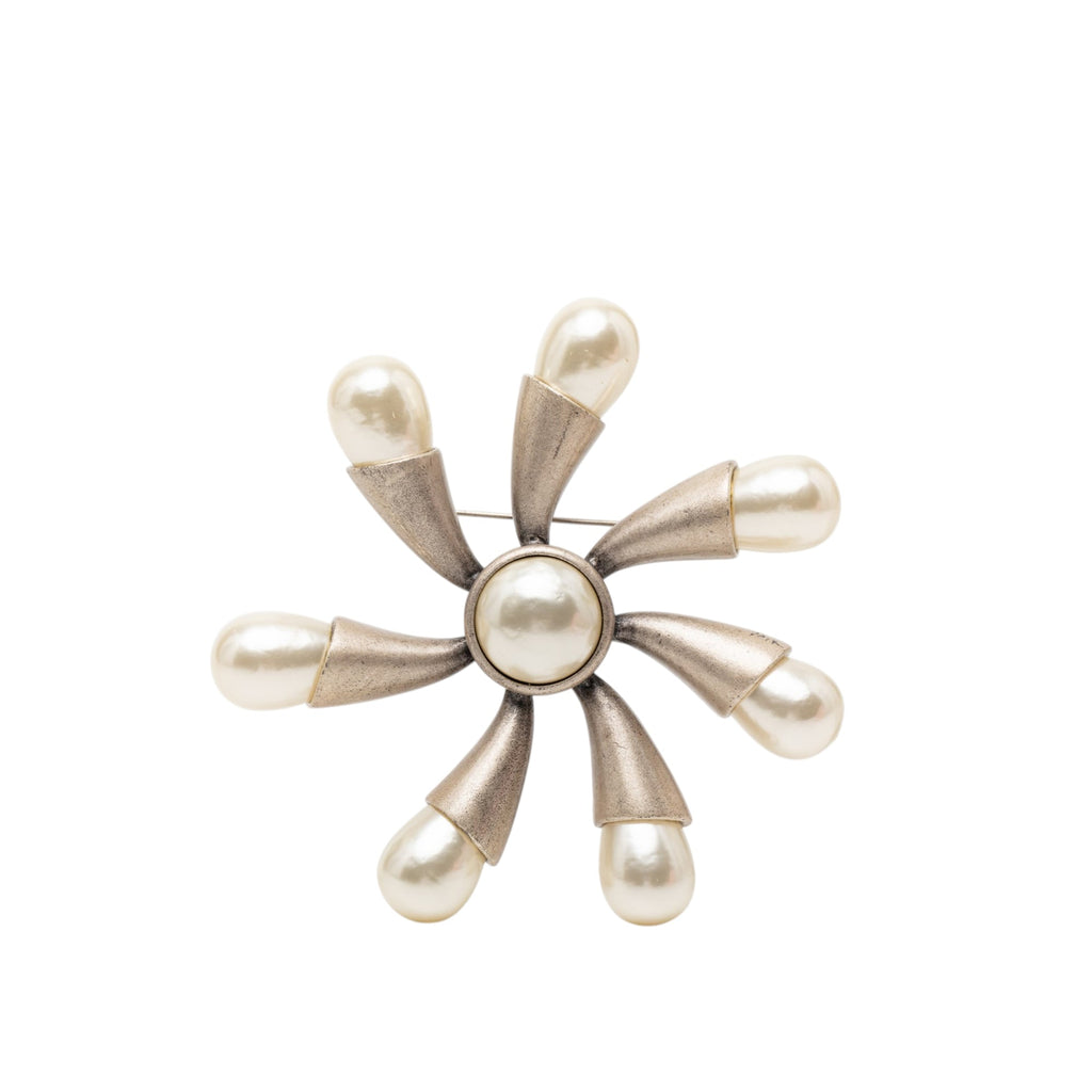 Gold Plated Faux Pearl Flower Brooch