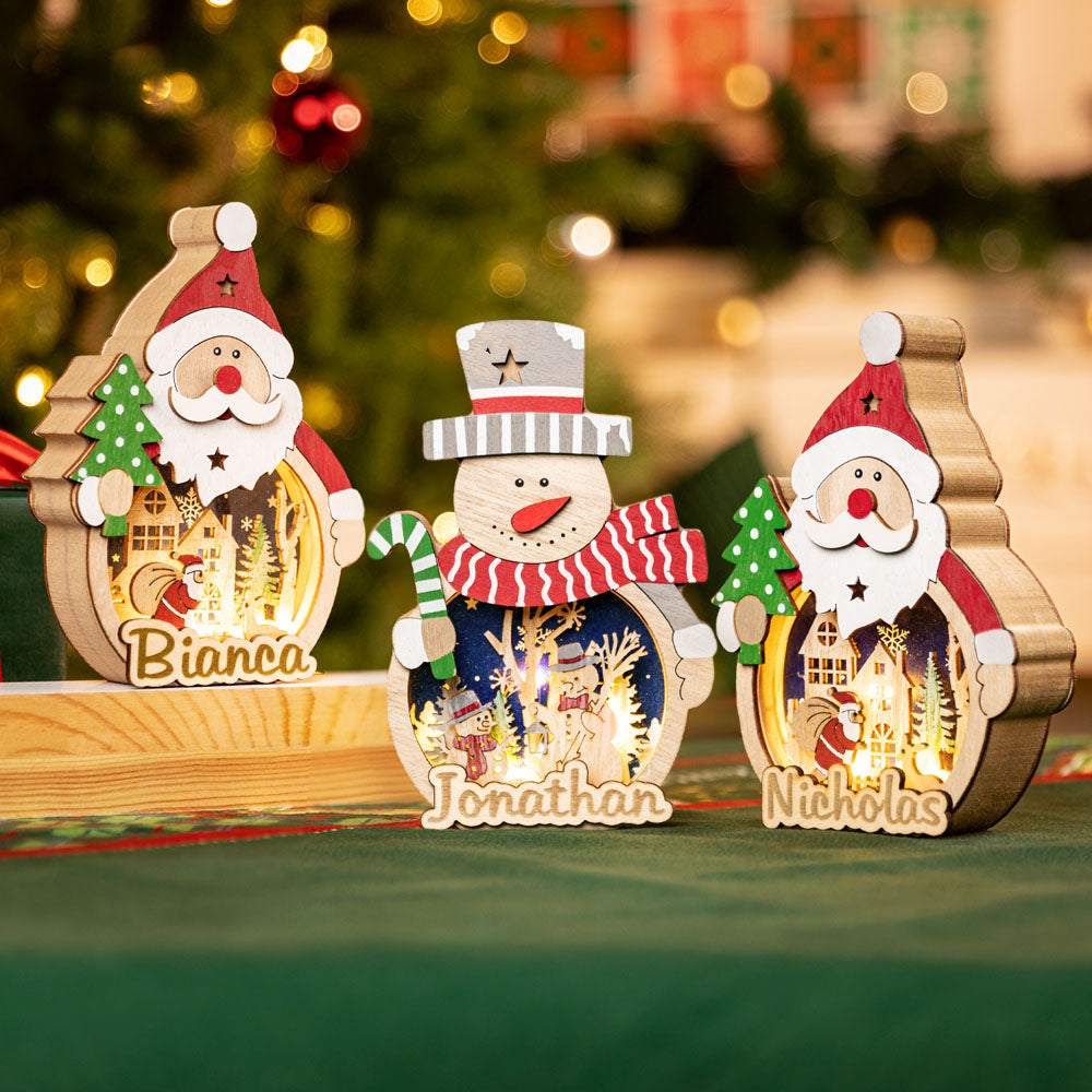 Personalizado Santa Claus Muñeco de nieve LED Luz Adorno de madera con nombre Decoración del hogar Regalo de Navidad para la familia Amigos