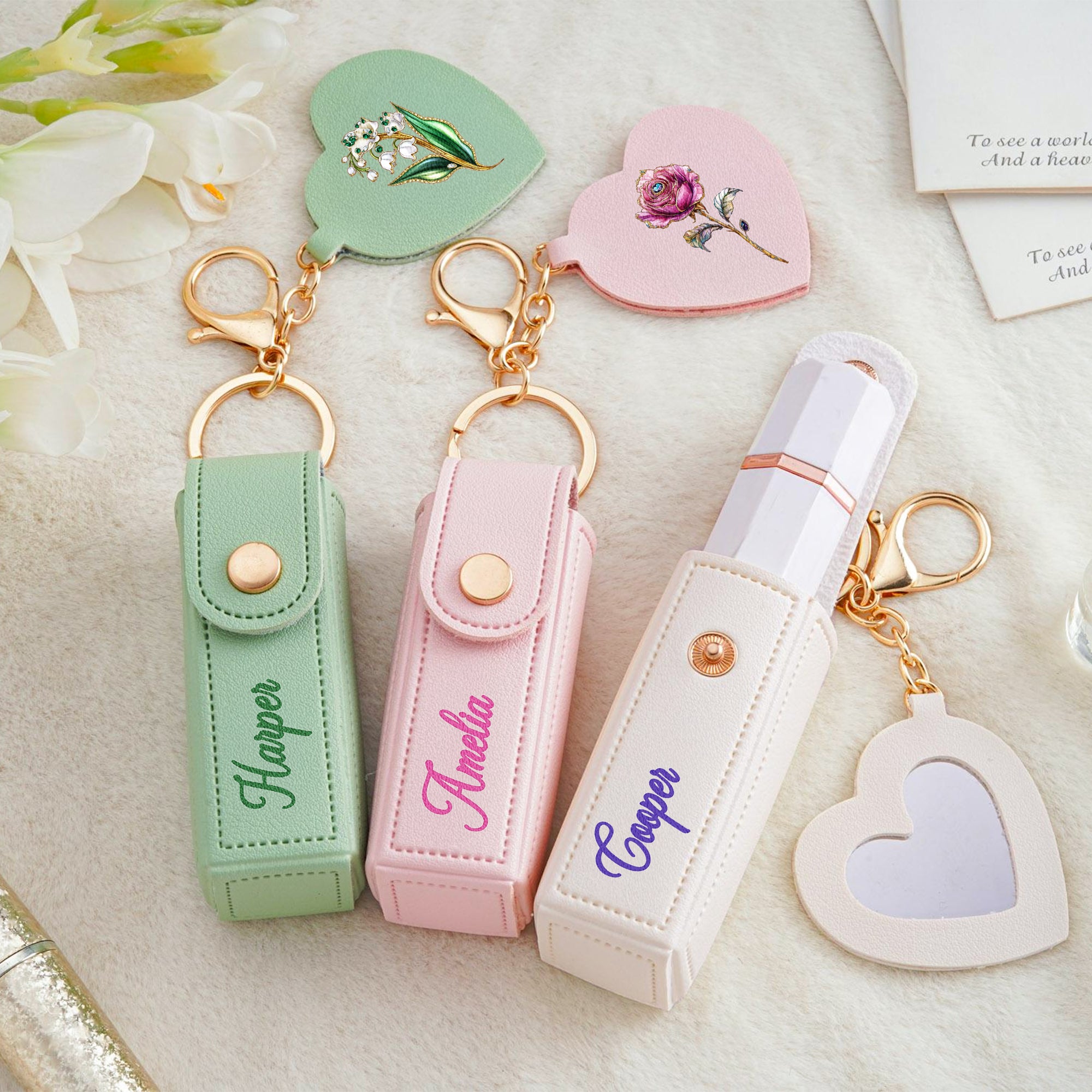 Personalizada de nacimiento de la flor de la PU de cuero llavero bolsa de lápiz labial con el nombre y en forma de corazón Espejo Cumpleaños Regalo de boda para las mujeres