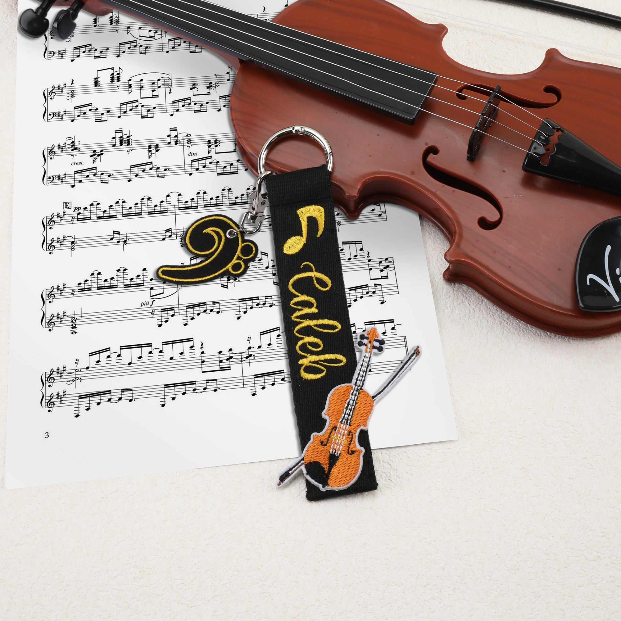 Llavero Bordado Personalizado Violín Violonchelo Nota Musical Dorada con Nombre Estudio de Música Festival Uso Regalo de Cumpleaños para Músico Amante de la Música