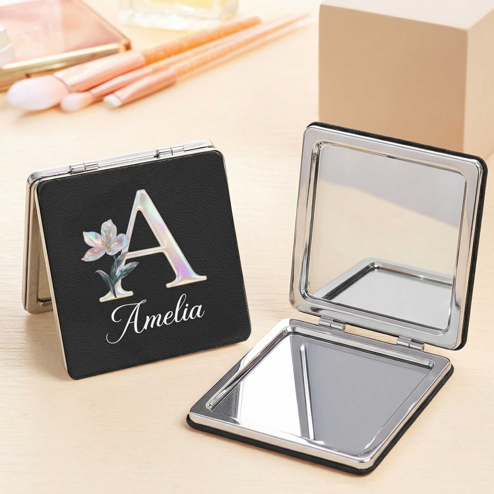 Personalizado Efecto Perla Flor de Nacimiento Anti-Huellas Dactilares Concha Doble Cara 1X 2X Espejo de Bolsillo para Maquillaje con Nombre Cumpleaños Regalo de Viaje para Mujer