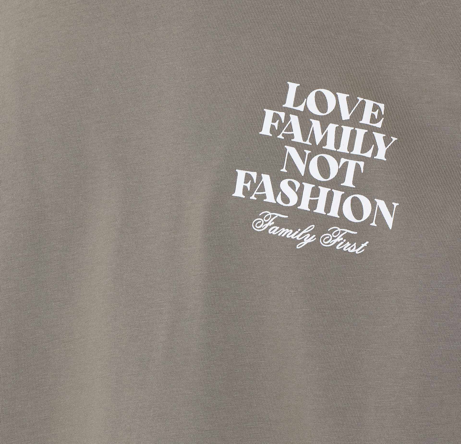 Family First T-shirts and Polos Green Cotton - S