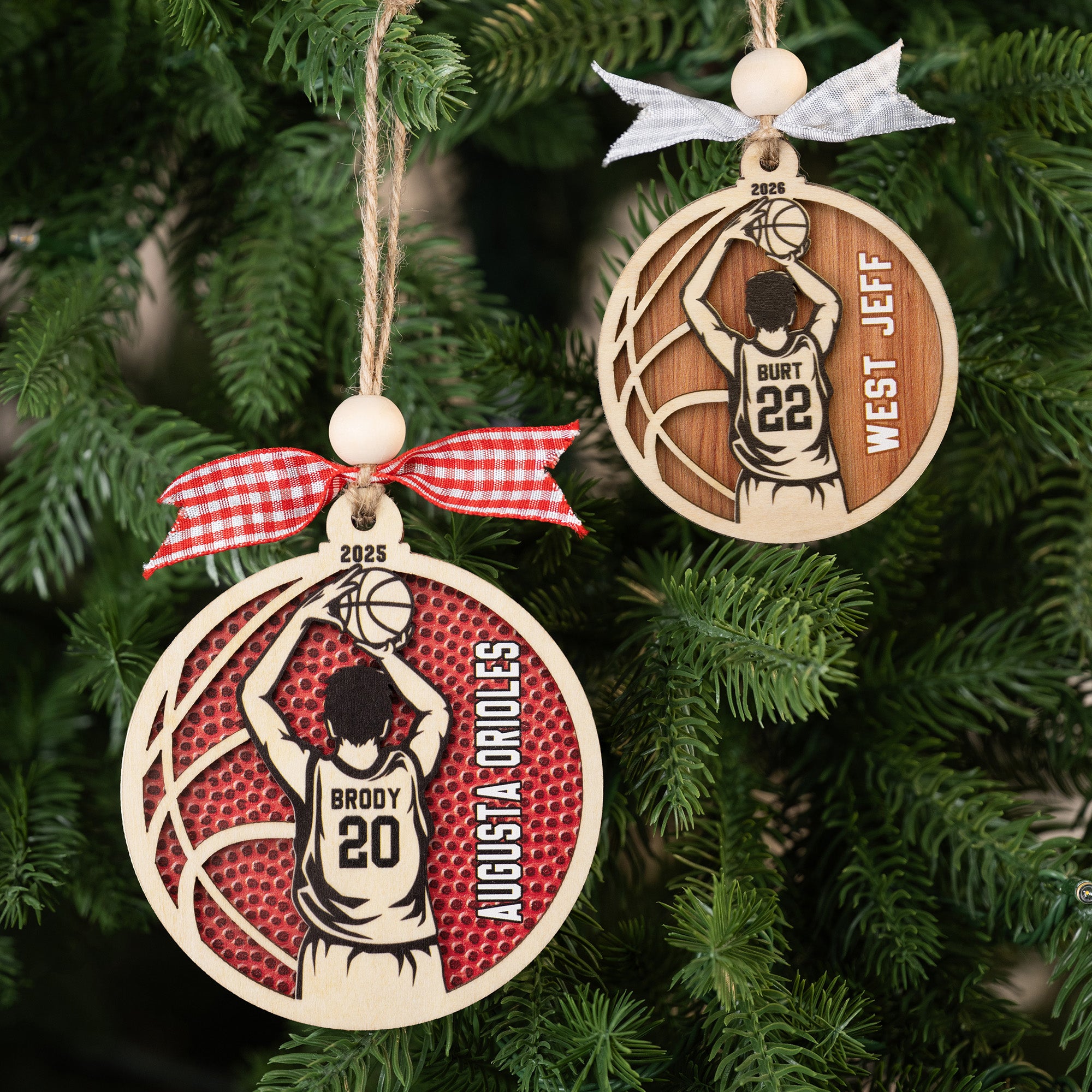 Adorno navideño personalizado de madera de jugador de baloncesto con nombre y número Regalo de Navidad para jugadores de baloncesto