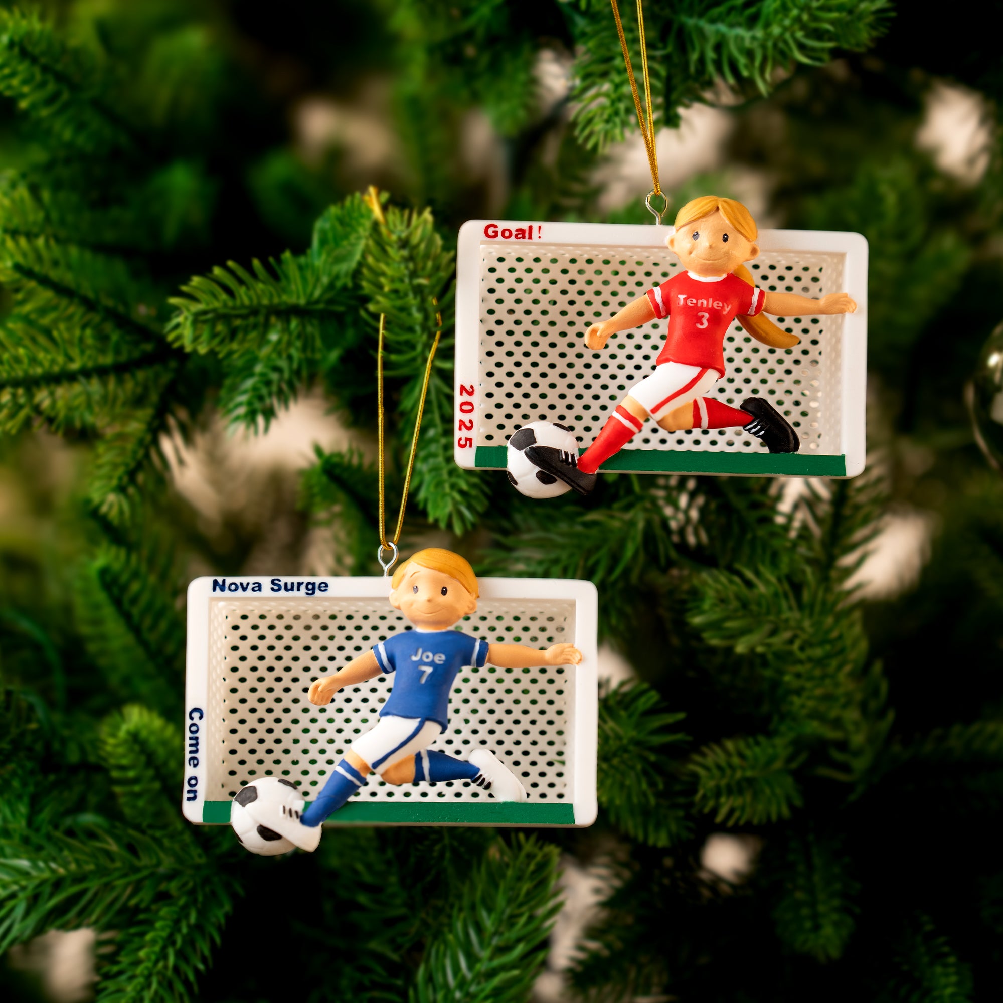 Ornamento 3D hecho a mano con nombre, texto y número de personaje de fútbol de dibujos animados personalizado para regalo de equipo el día del partido de Navidad para amante del fútbol