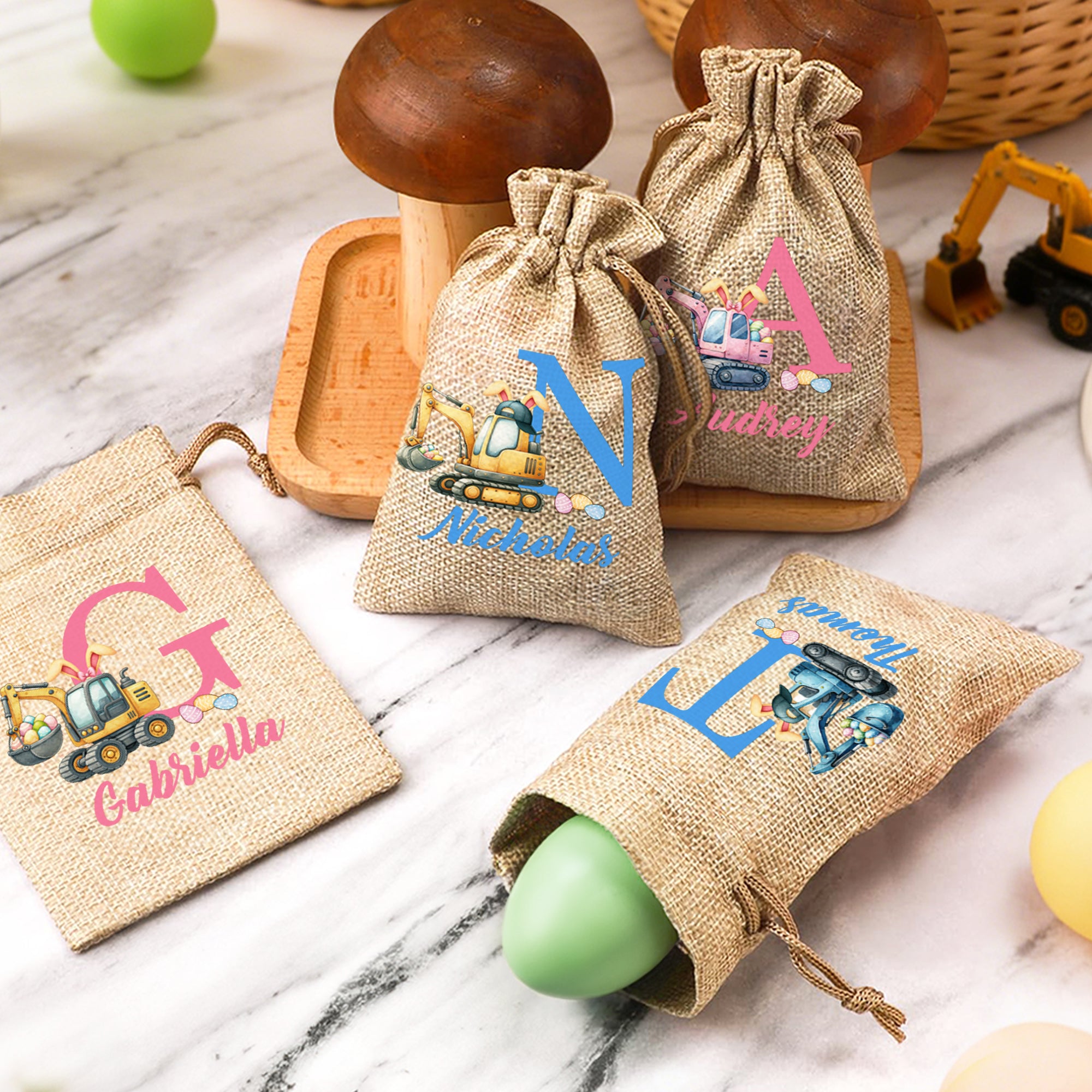 Personalizado lindo conejito orejas excavadora inicial bolsa de regalo de caramelo de cordón con el nombre de Pascua Holiday Party Favors Regalo para Niños Niñas