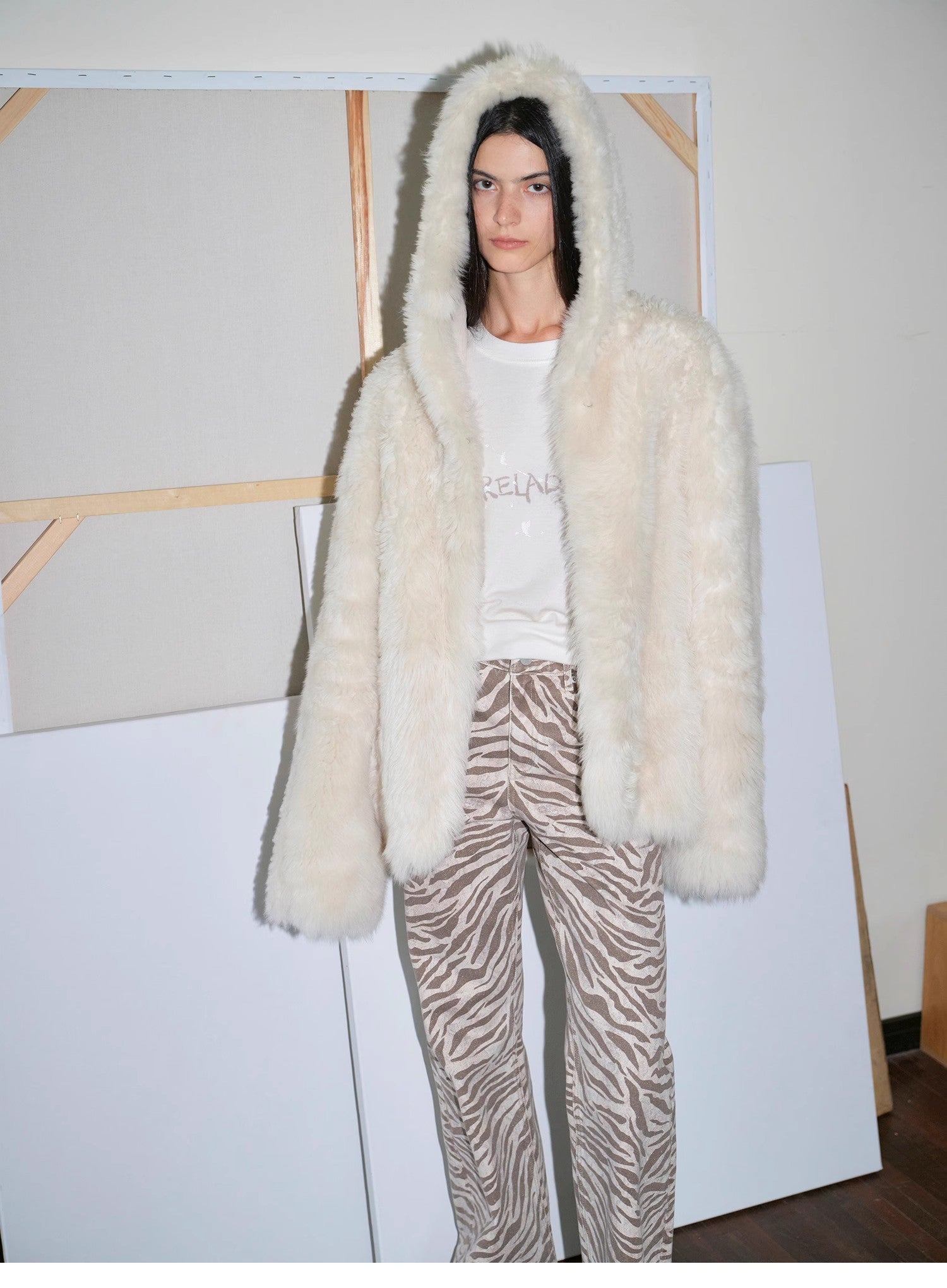 Winter Snow lazy silhouette hooded Tuscan curly sheepskin fur coat winter