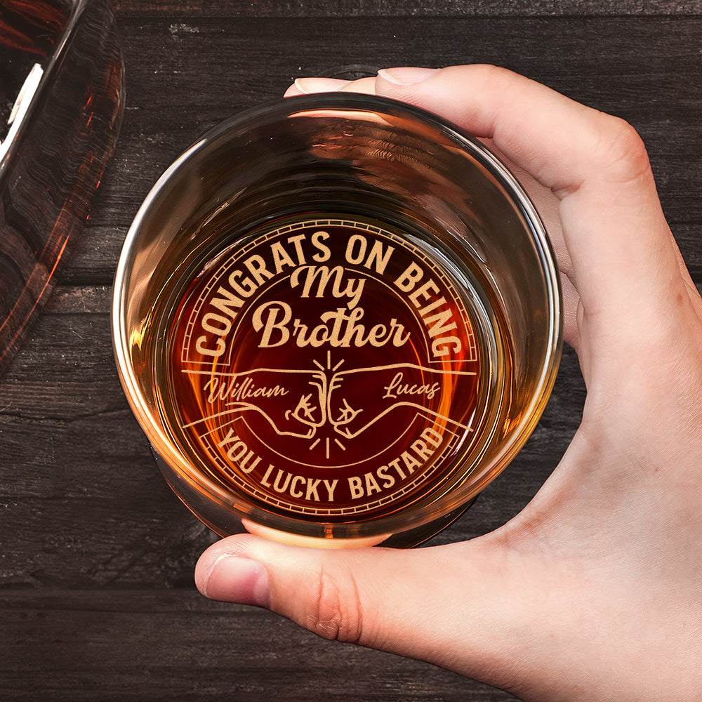 Personalizado Congrats on Being Fist Bump 10 oz Whiskey Glass con nombre Inicio Accesorios de cocina Día del Padre Cumpleaños Regalo para los amantes del vino