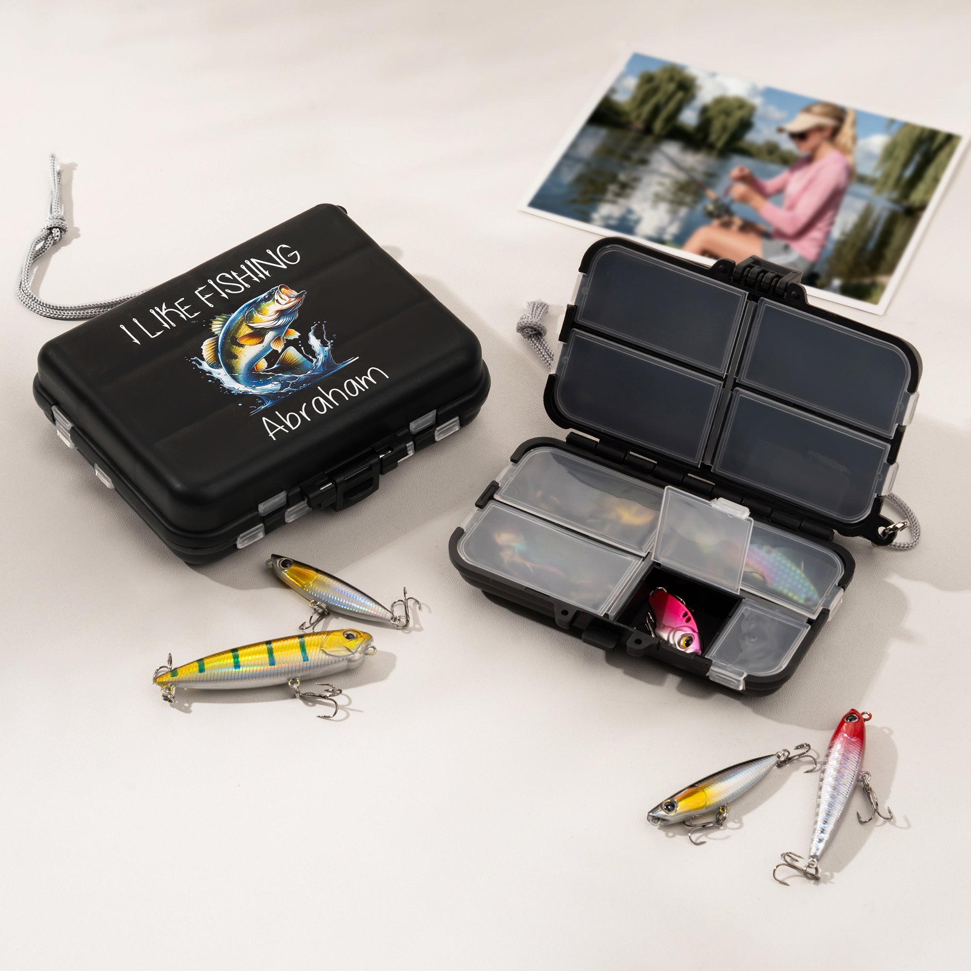 Caja de pesca portátil personalizada con señuelos de pesca realistas y nombre Accesorios de pesca Regalo del Día del Padre para entusiastas de la pesca