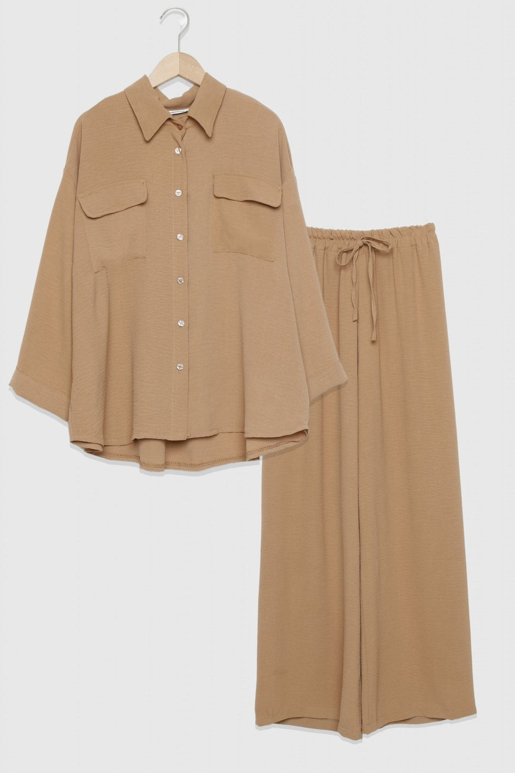 CONJUNTO  BARI