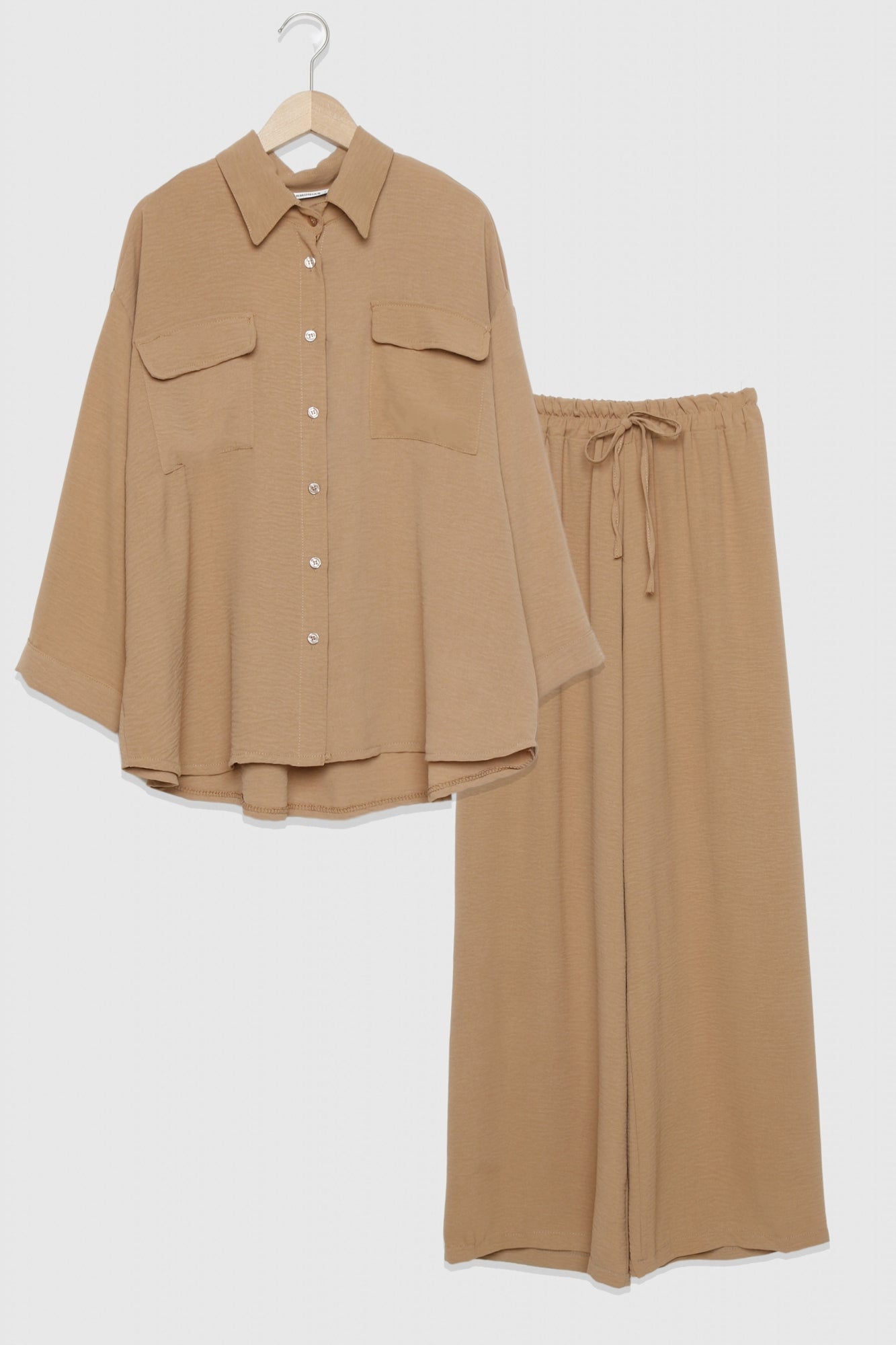 CONJUNTO  BARI