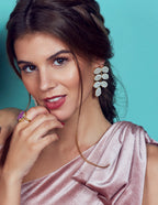 Pendientes Lavani Leaf Blanco