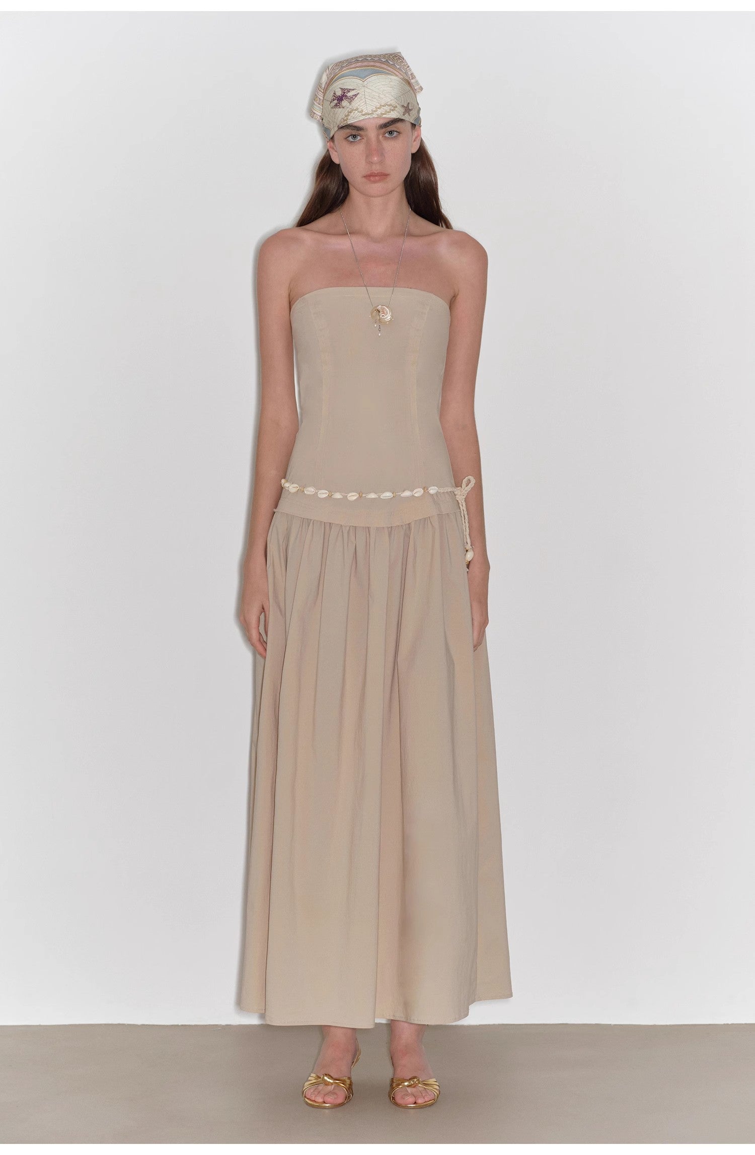 Summer Formula Retro and elegant bust-wrapped, long-waisted, slim-fitting, large A-hem mid-length dress