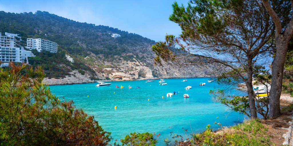 Cala Llonga