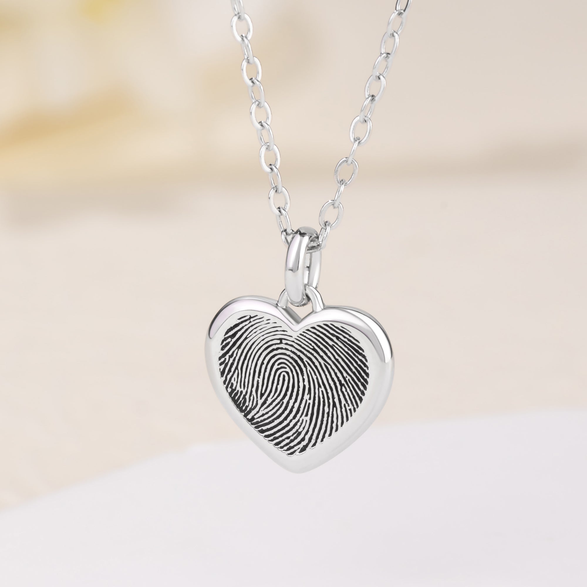 Collar de huellas dactilares de corazón personalizado Joyería delicada con texto grabado a mano Cumpleaños Día de la Madre Regalo conmemorativo para ella