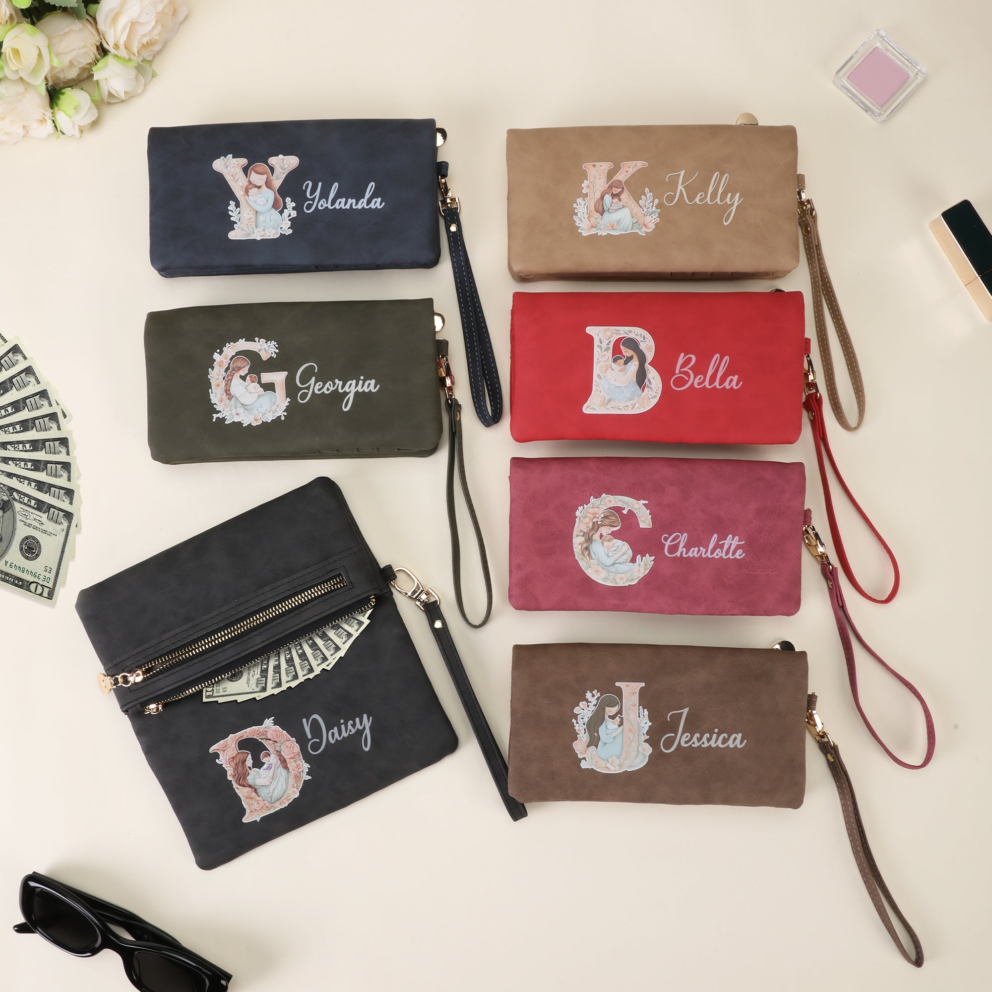 Personalizado de dibujos animados mamá y el bebé abrazos de cuero de la PU de embrague billetera con el nombre y la inicial de viaje esencial de uso diario Día de la Madre de regalo para mamá