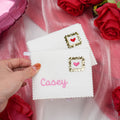 Sobre de fieltro de lana personalizado en forma de corazón rosa rojo con nombre bordado Regalo de cumpleaños de San Valentín para mujeres Hombres