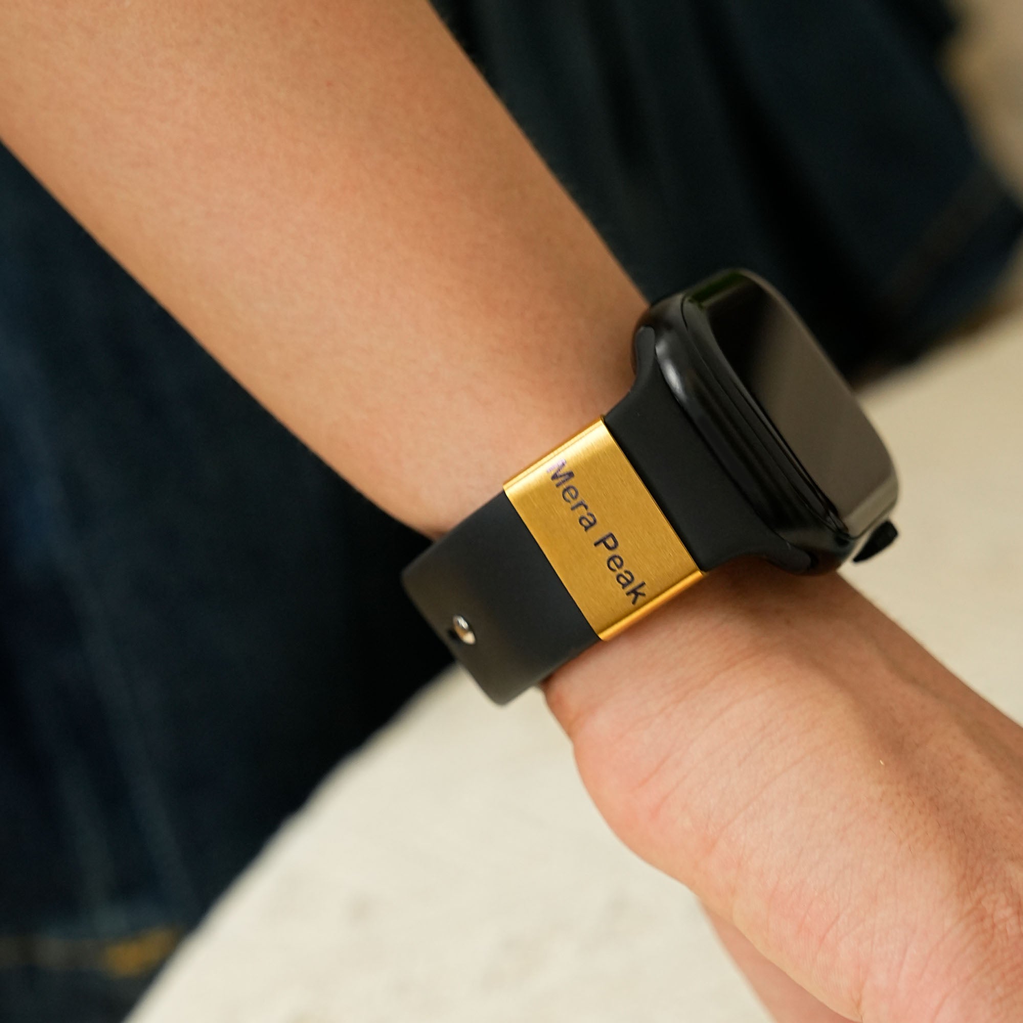 Personalizado simple texto grabado rectángulo correa de reloj encanto Smartwatch accesorios de uso diario regalo de cumpleaños para las mujeres los hombres