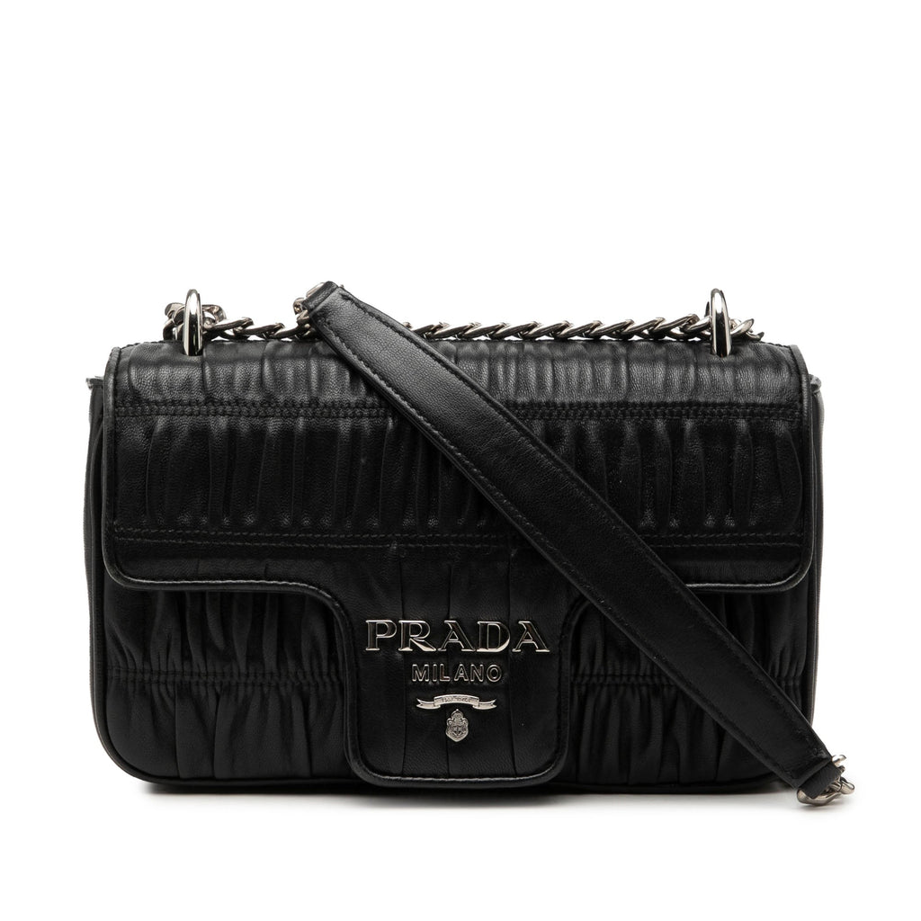 Nappa Gaufre Chain Flap