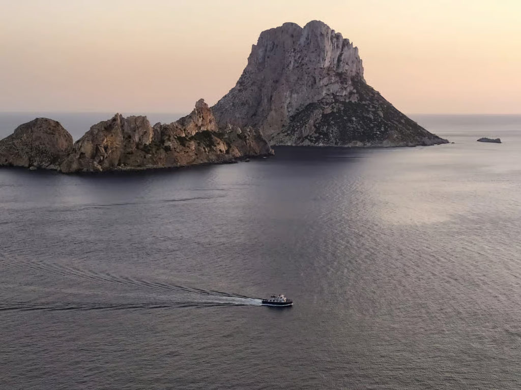 Three Islands in One Day: Es Vedrà, Formentera and Espalmador Tours with Full-Day Food and Drinks, Paella Cooking, Sunset Toasts and Water Toys