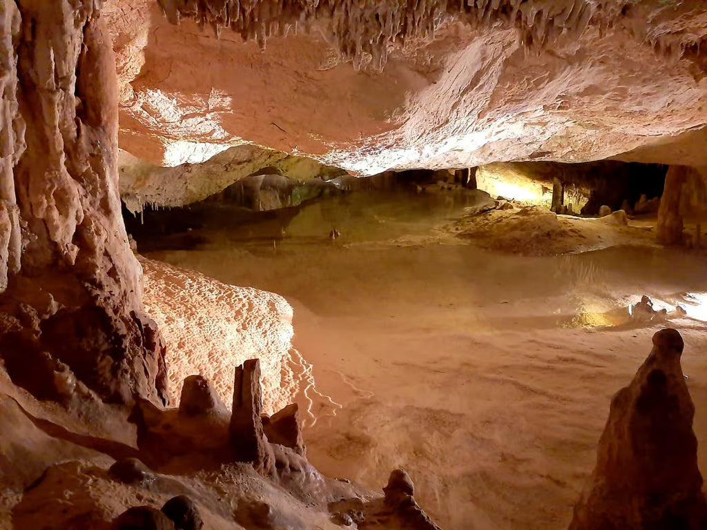 Can Marçá Cave Guided Tour in Puerto de San Miguel