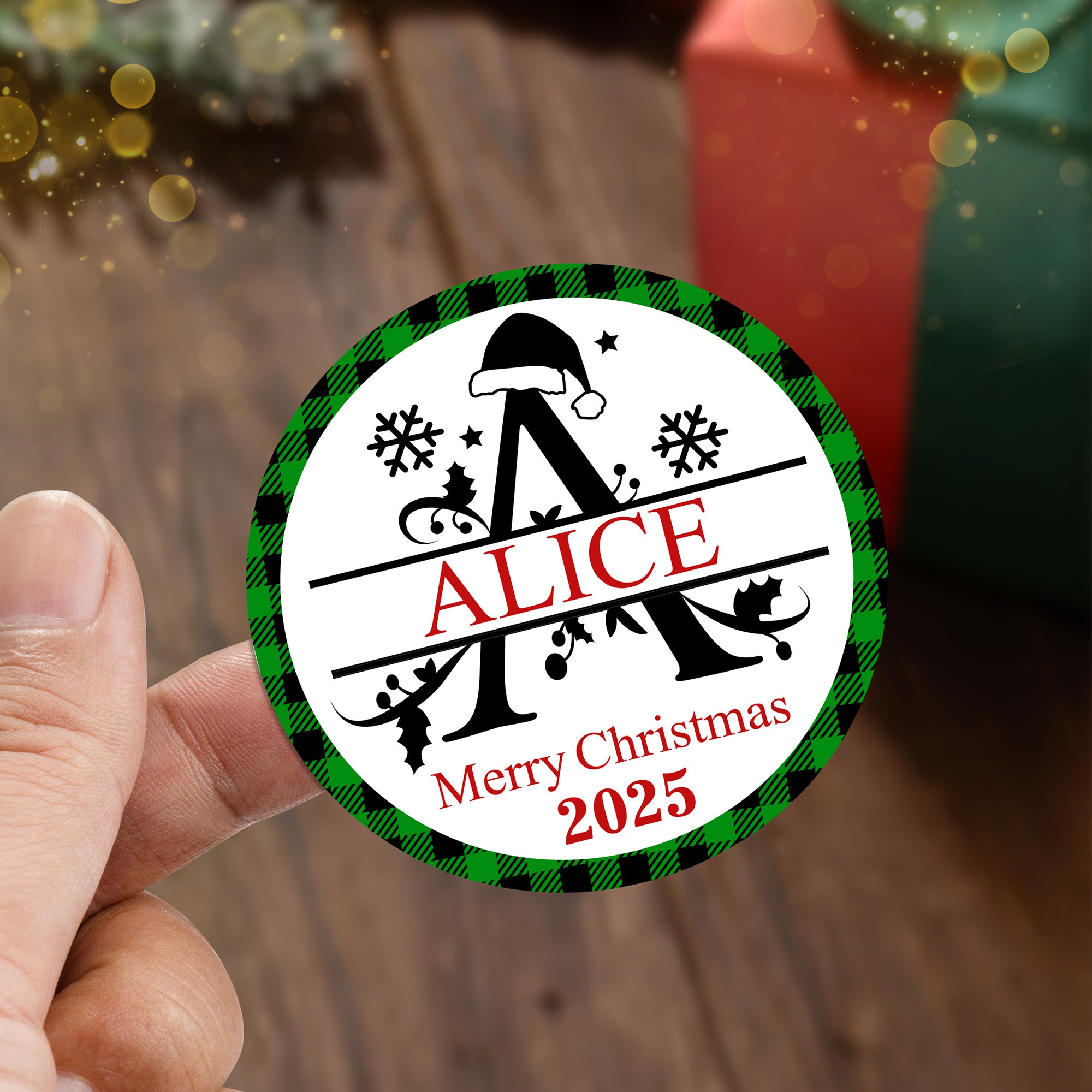 Juego de 2 etiquetas adhesivas impermeables con nombre, año y monograma navideño personalizado Decoración navideña Regalos para fiestas familiares e infantiles