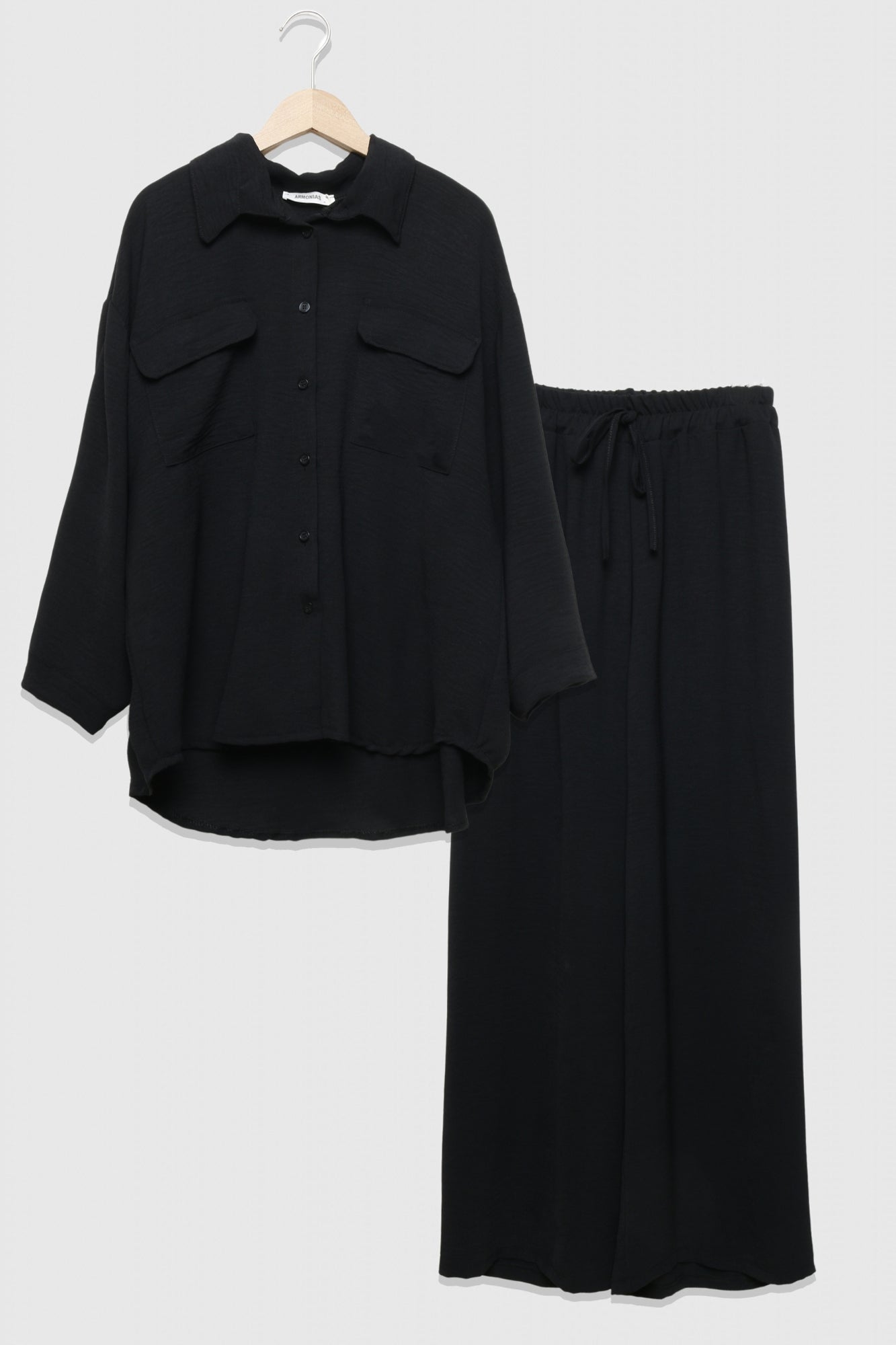 CONJUNTO  BARI