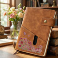 Cuaderno A5 personalizado con el nombre de la flor de nacimiento, bolsillo para guardar y páginas rayadas Esenciales diarios Cumpleaños Día de la Madre Regalo para mamá trabajadora de oficina