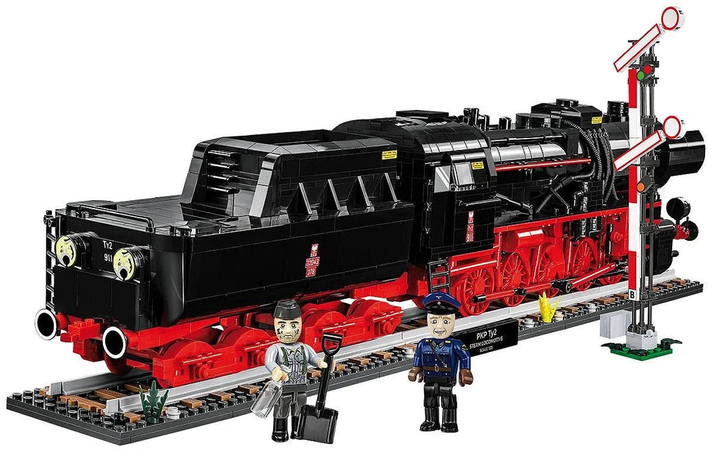 DR BR 52 Steam Locomotive & Railway Semaphore