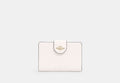 COACH® Women's Mediano Corner Zip Wallet en Blanco | Cuir