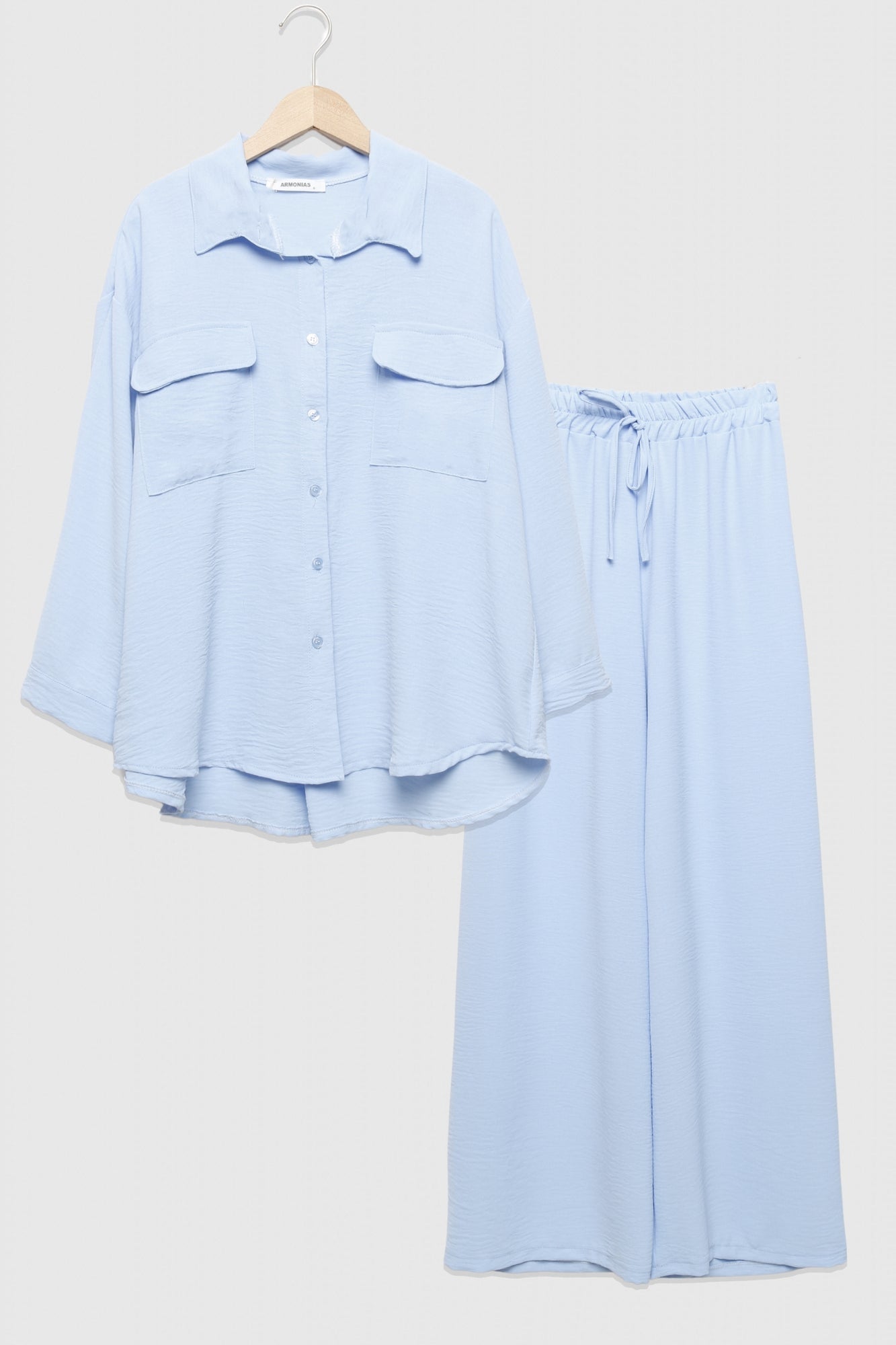 CONJUNTO  BARI