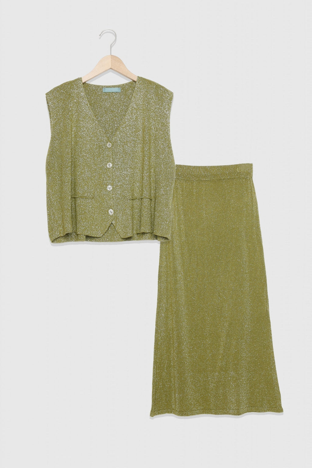 CONJUNTO  LUCY