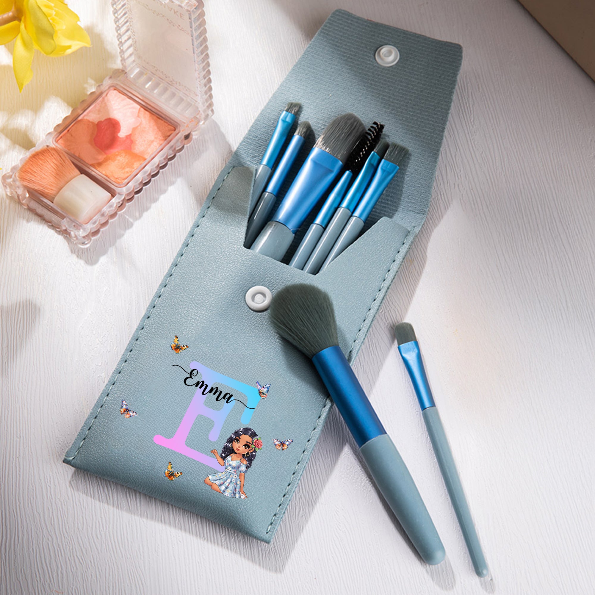 Personalizado Cartoon Character Initial Makeup Brush Bag Set with Name and 8 Pcs Makeup Brushes Birthday Christmas Wedding Gift for Woman