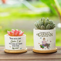 Maceta de cerámica con drenaje y base de bambú Personalizada Retro Garden Cartoon Character Regalo de cumpleaños esencial para la familia amante de la jardinería