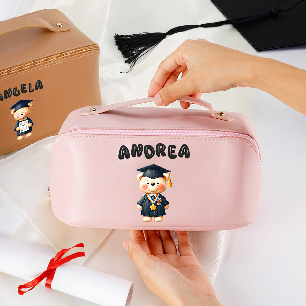 Personalizado lindo oso de la graduación de cuero de PU de apertura amplia bolsa de maquillaje con el nombre de la burbuja 3D de viaje accesorio de cumpleaños regalo de graduación para los amigos de l