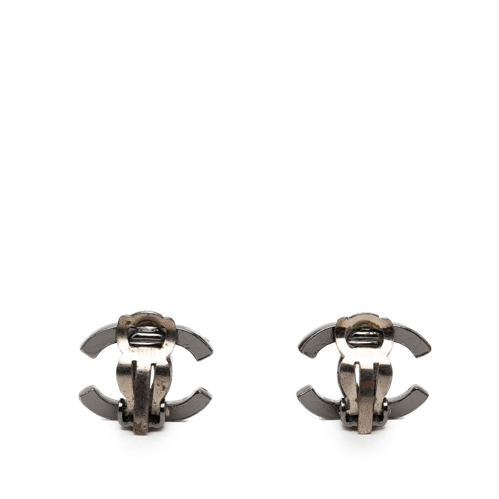 CC Brass Strass Lacquered Clip On Earrings