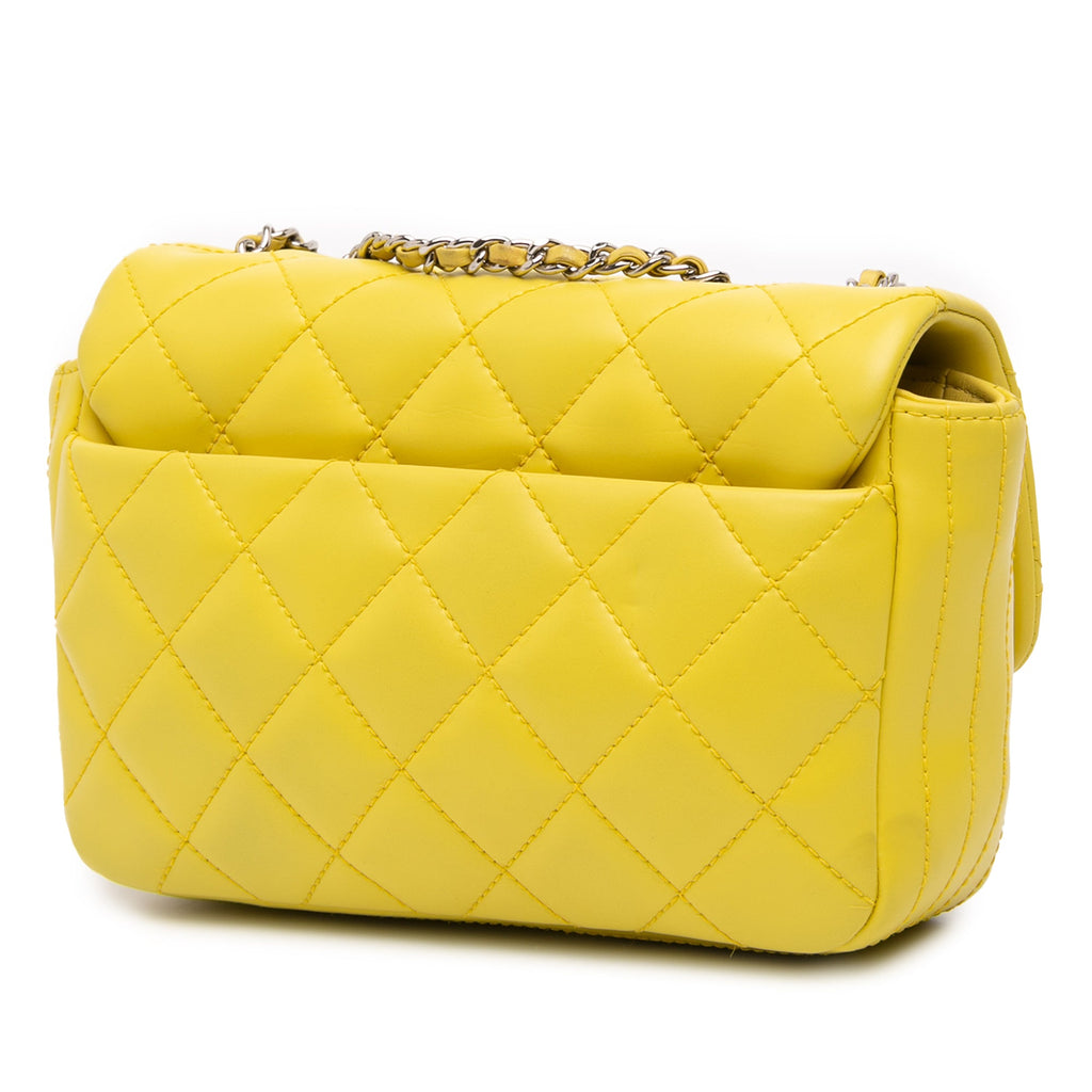 Paris Seoul Small Rubber Coco Rain Flap