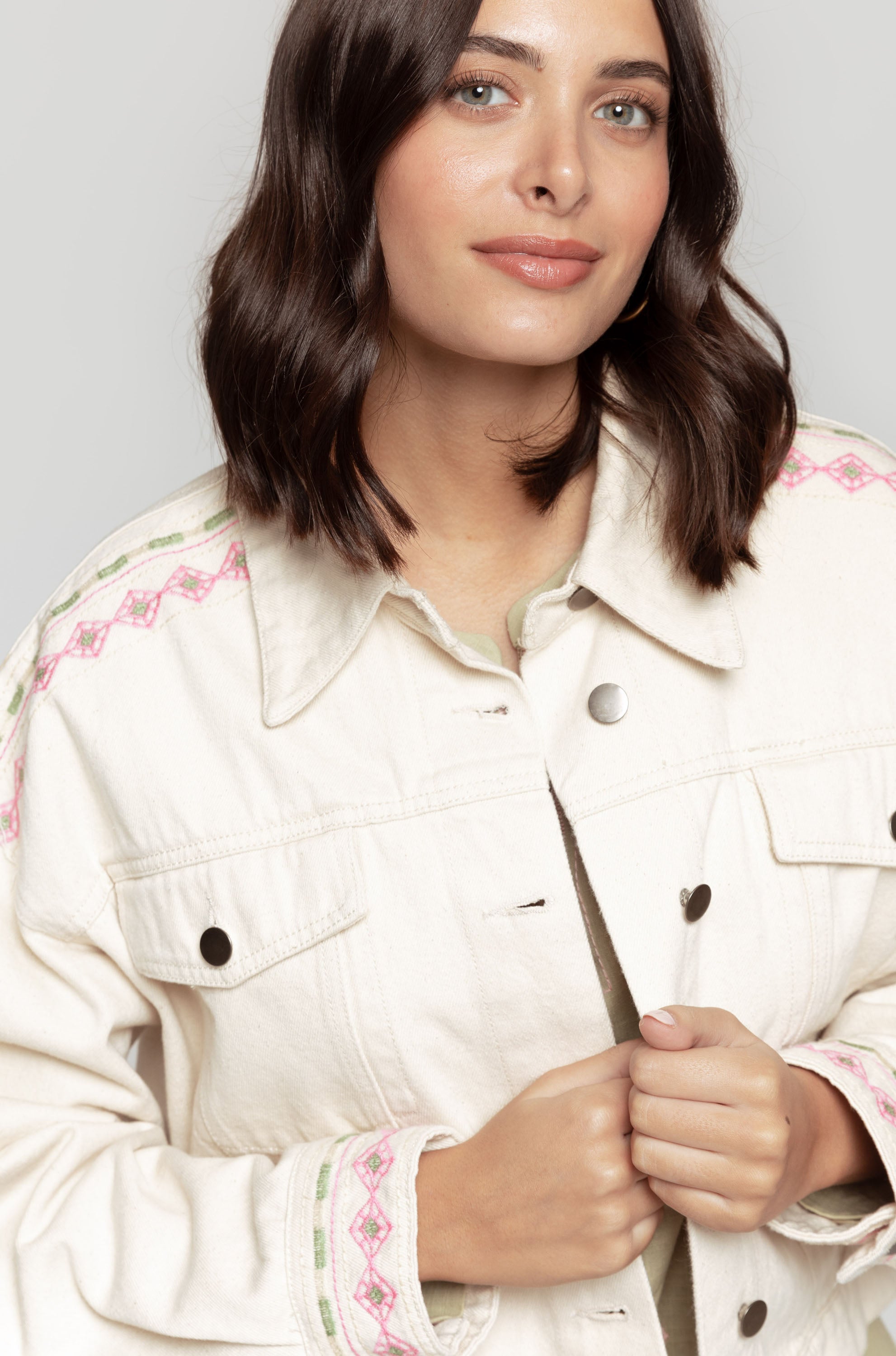CAZADORA  ESTAMPADA