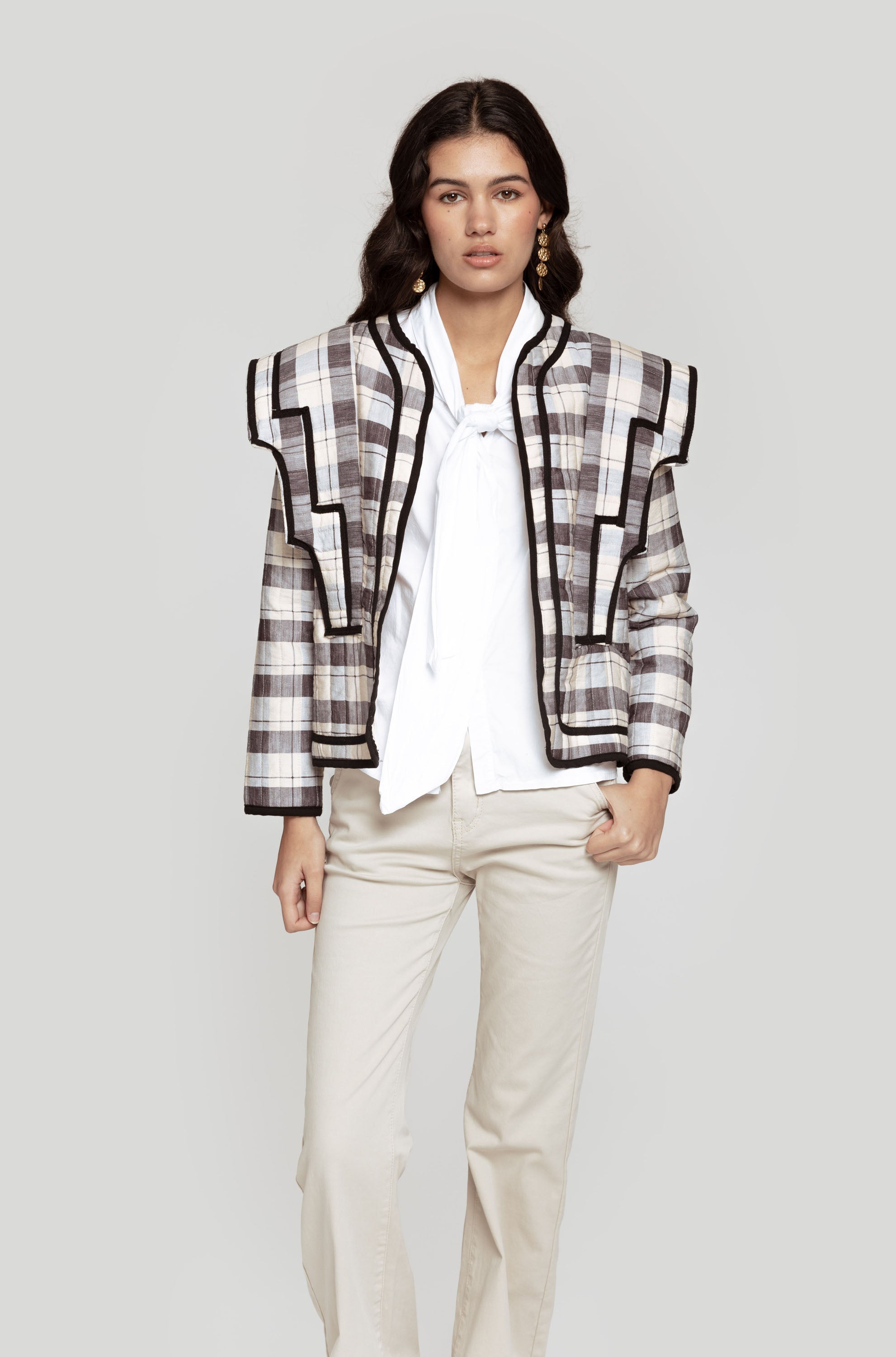 CHAQUETA  VOLANTES