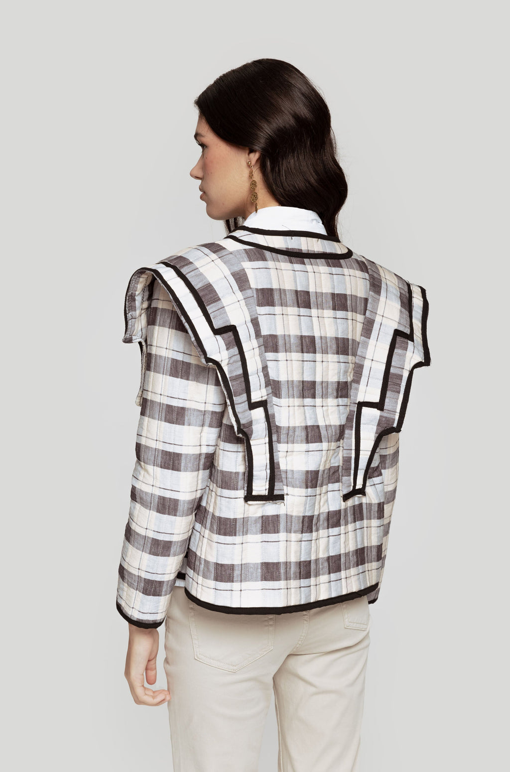 CHAQUETA  VOLANTES