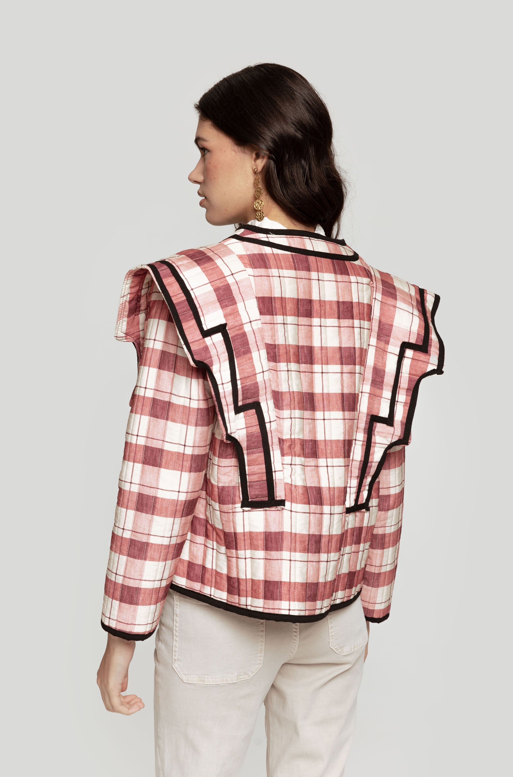 CHAQUETA  VOLANTES