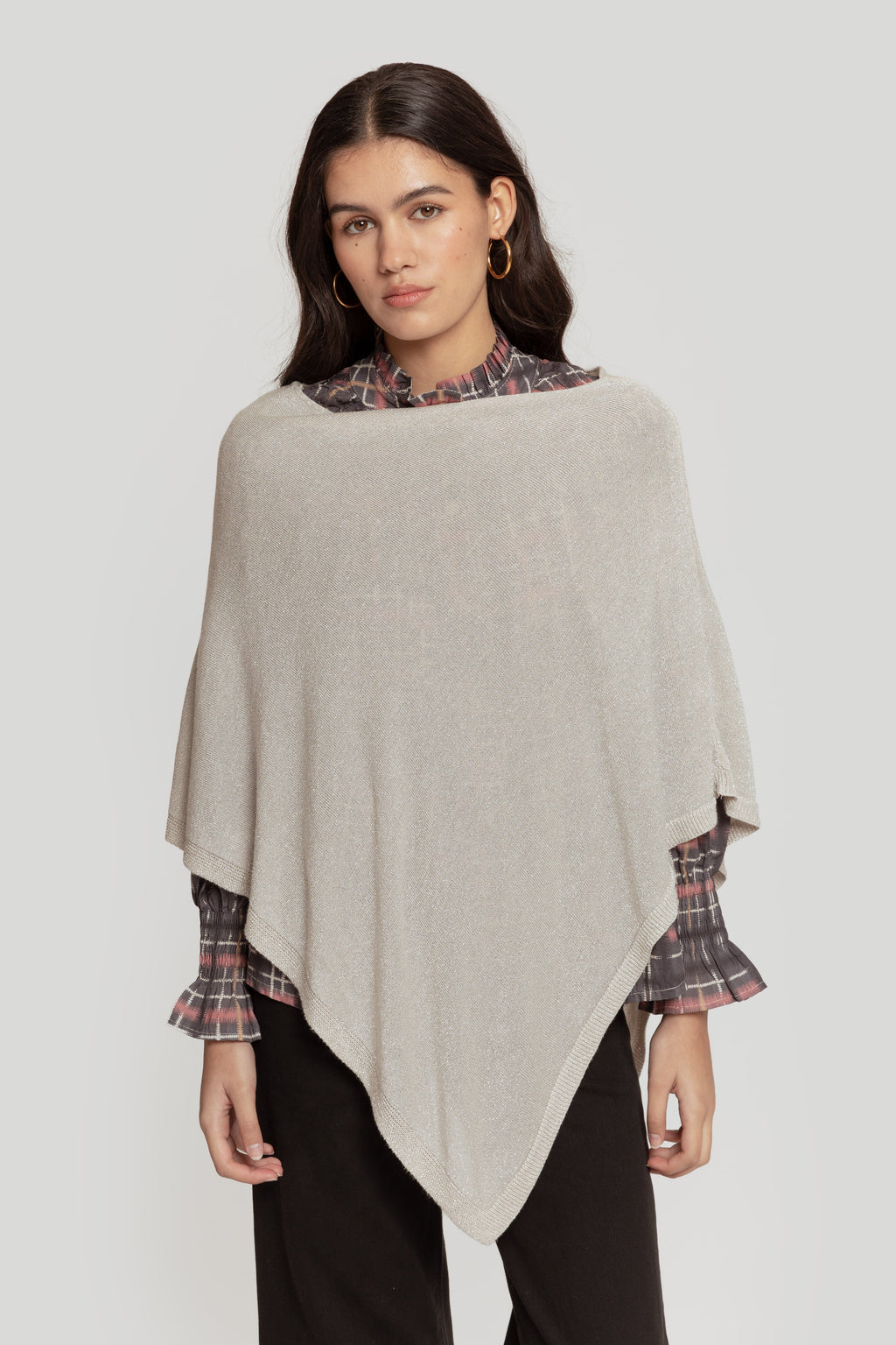 PONCHO  BRILLO