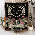 Esqueleto gótico personalizado Manos Corazón Rosa Suave manta con borla y nombre Decoración para el hogar Halloween Boda Regalo para Pareja Goth Lovers