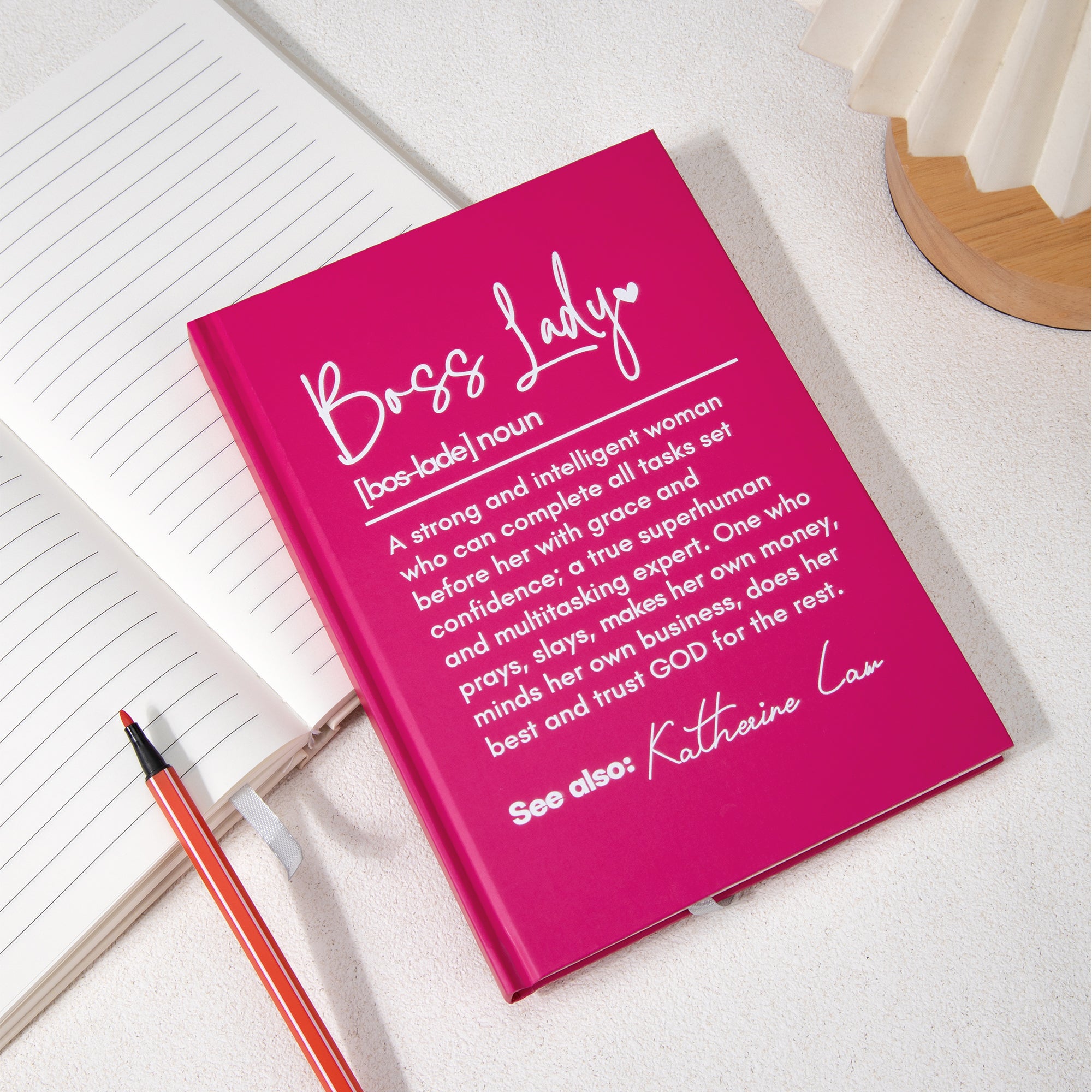 Personalizado Jefe Señora A5 Diario Cuaderno con Nombre Esenciales diarios de oficina Apreciación de negocios Brithday Regalo de Navidad para la Mujer Jefe colega