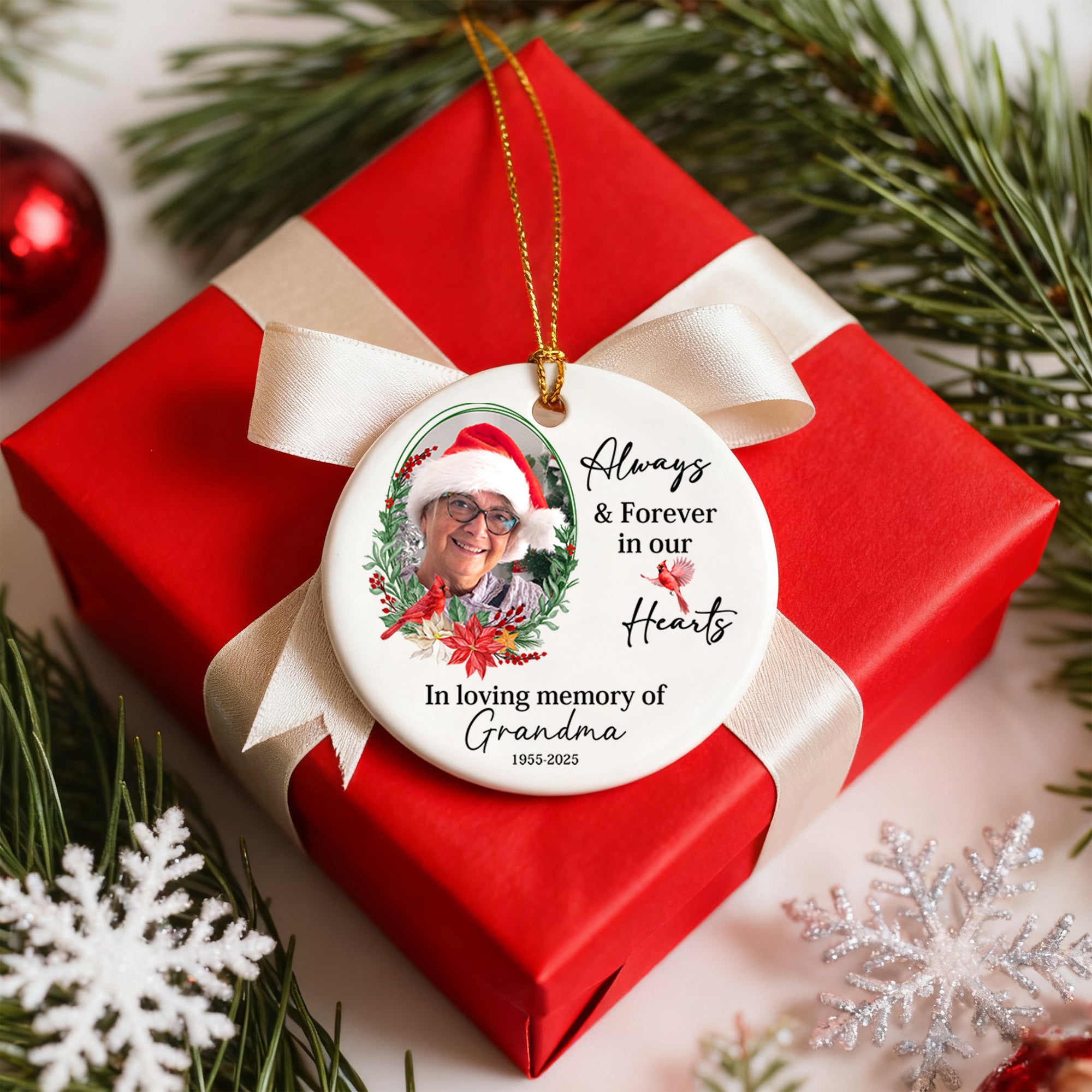Personalizado Siempre y para siempre en nuestros corazones Adorno navideño con foto de cardenal y nombre Regalo conmemorativo por la pérdida de un ser querido