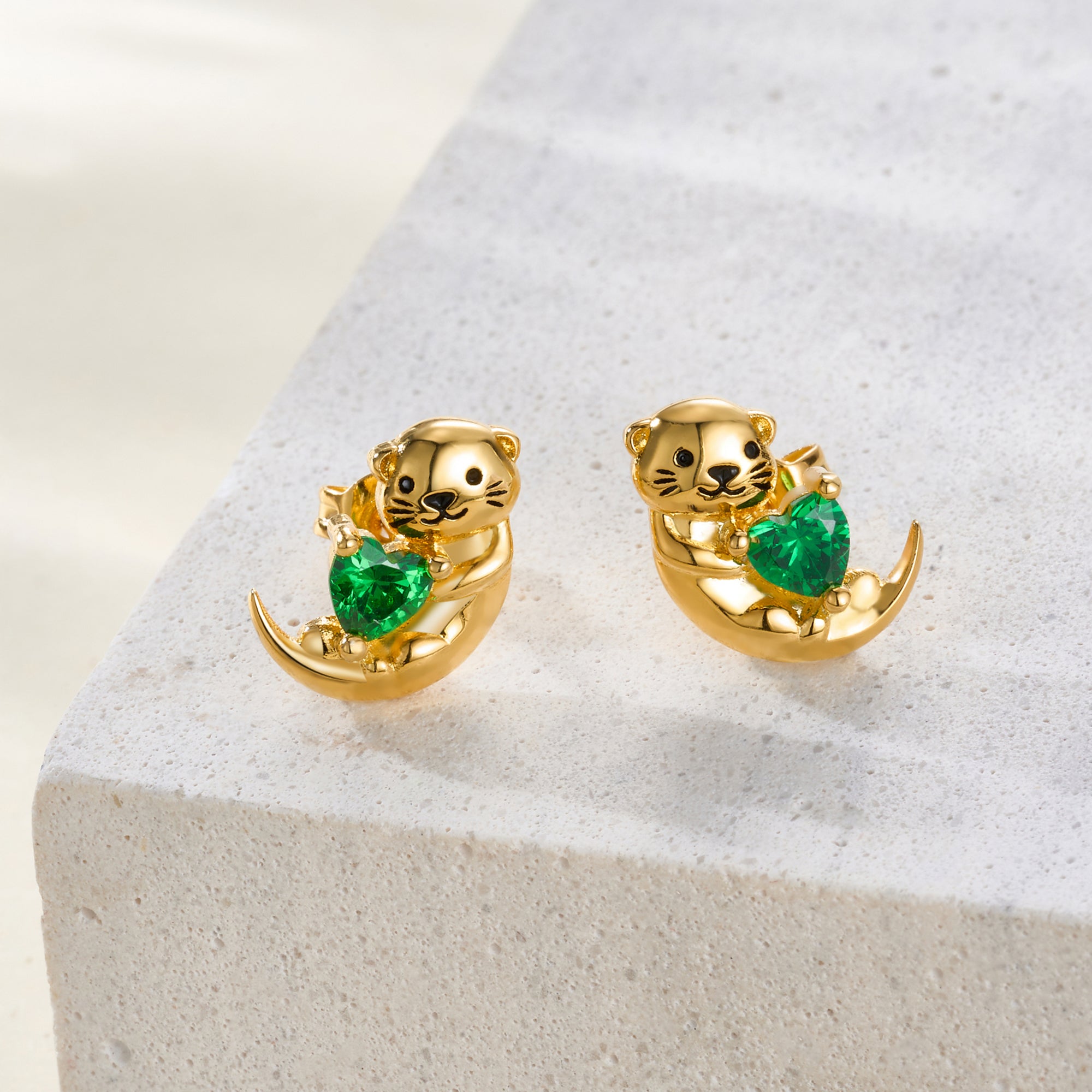 Pendientes personalizados de plata de ley Otter Heart Birthstone Birthday Christmas Gift for Women Otter Lovers