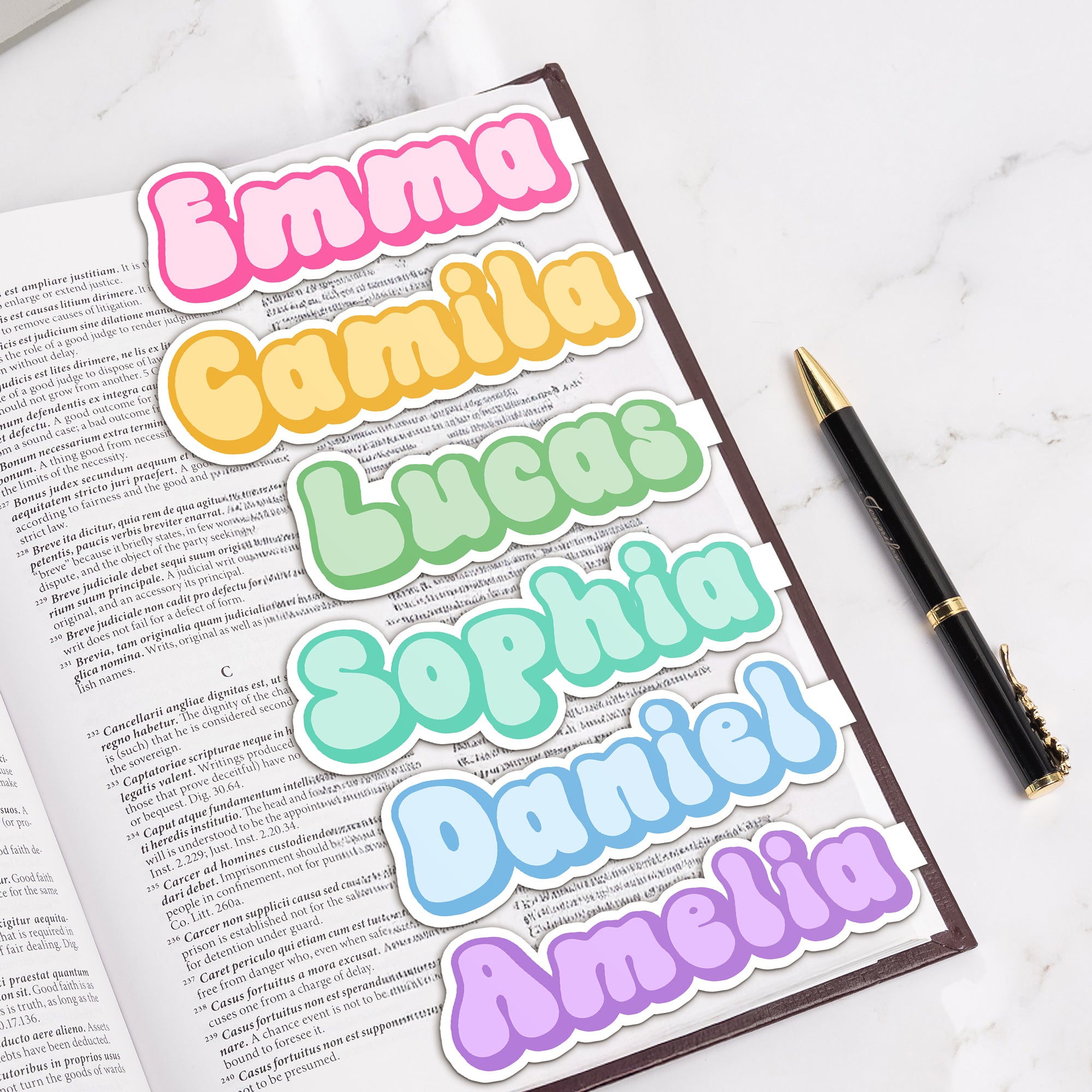Clip magnético multicolor personalizado para marcapáginas retro con nombre Lectura diaria Regalo de cumpleaños para amantes de los libros Ratones de biblioteca