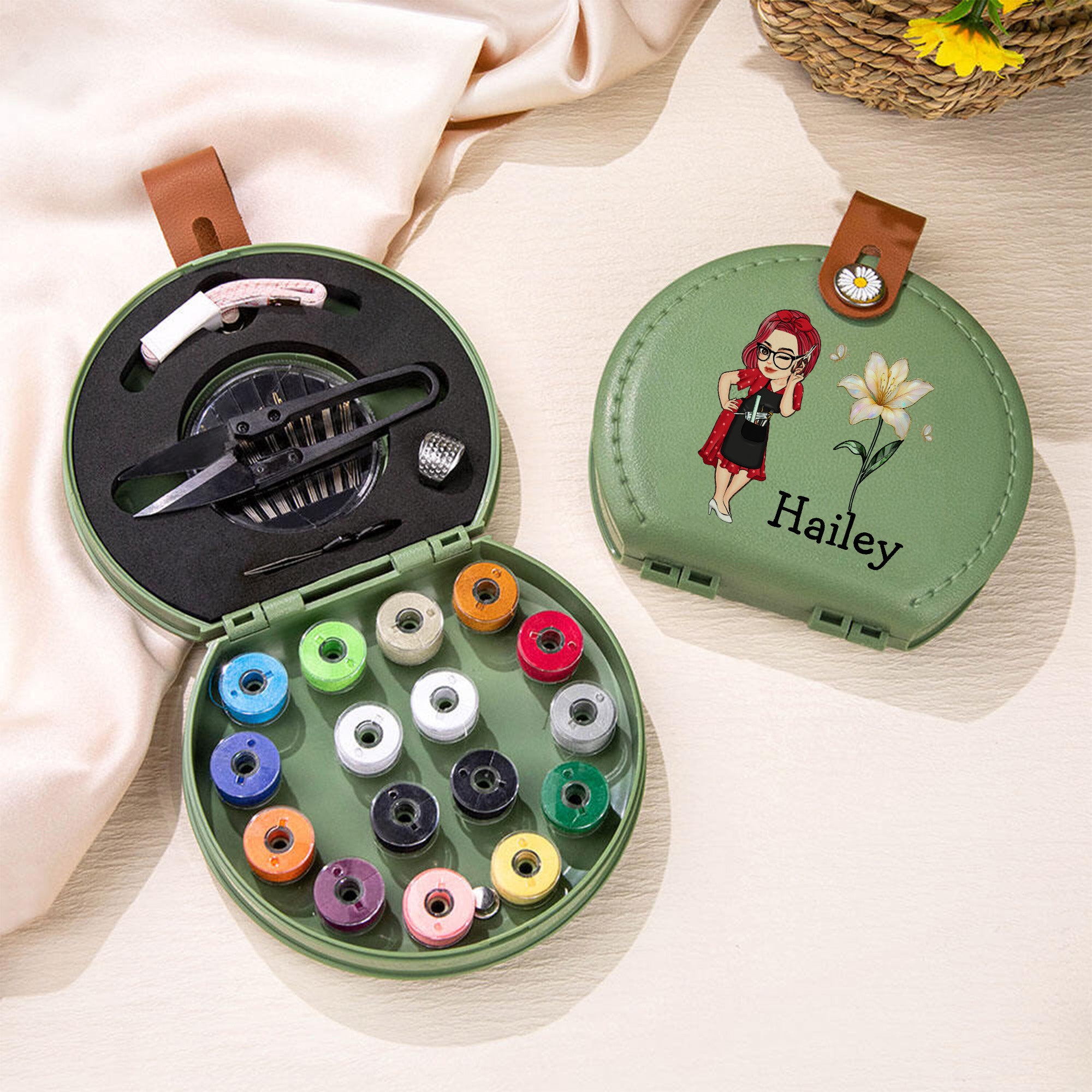 Caja de Herramientas de Costura Personalizada con Nombre Flor de Nacimiento Personaje de Caricatura Regalo de Cumpleaños para Amantes de la Costura