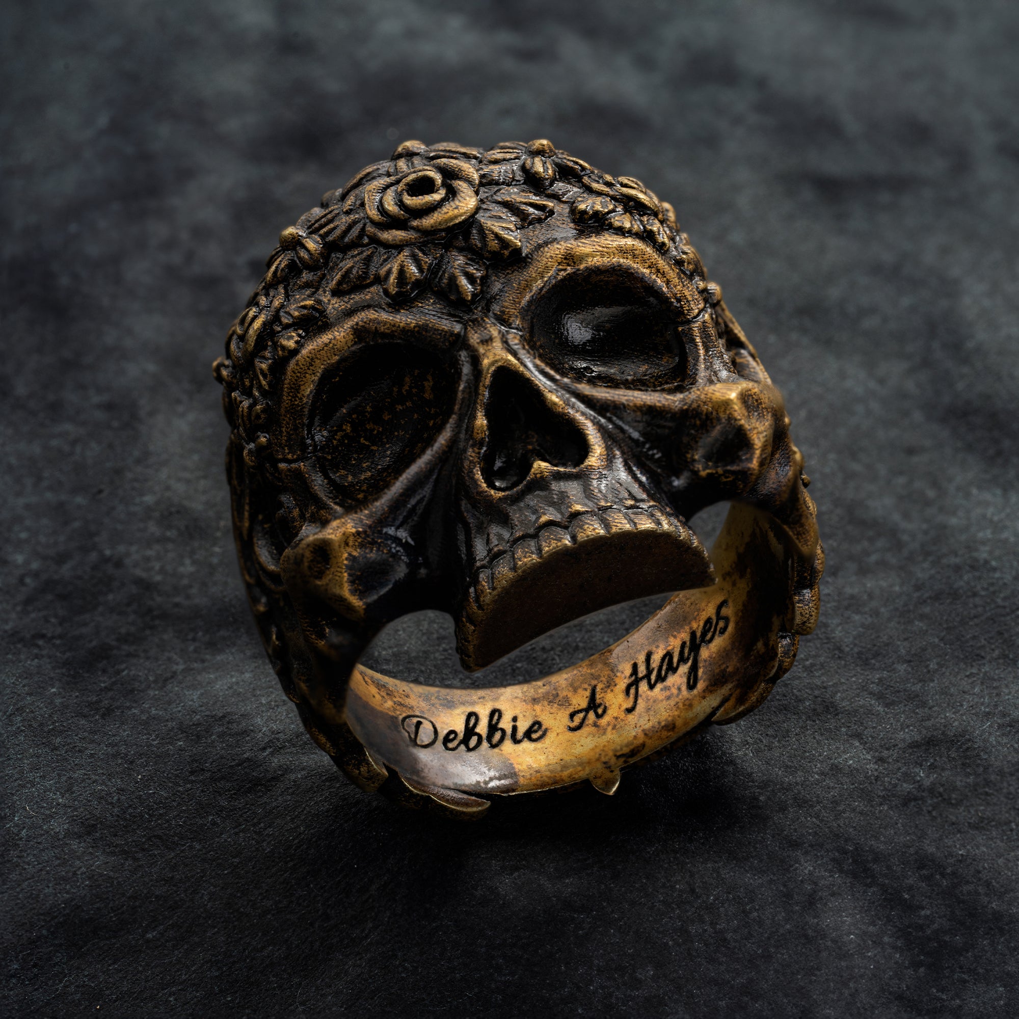 Anillo Gótico Personalizado Calavera Rosa con Grabado Interior Joyería Motera Regalo de Cumpleaños Aniversario para Hombres Amantes del Gótico Amantes de la Motocicleta