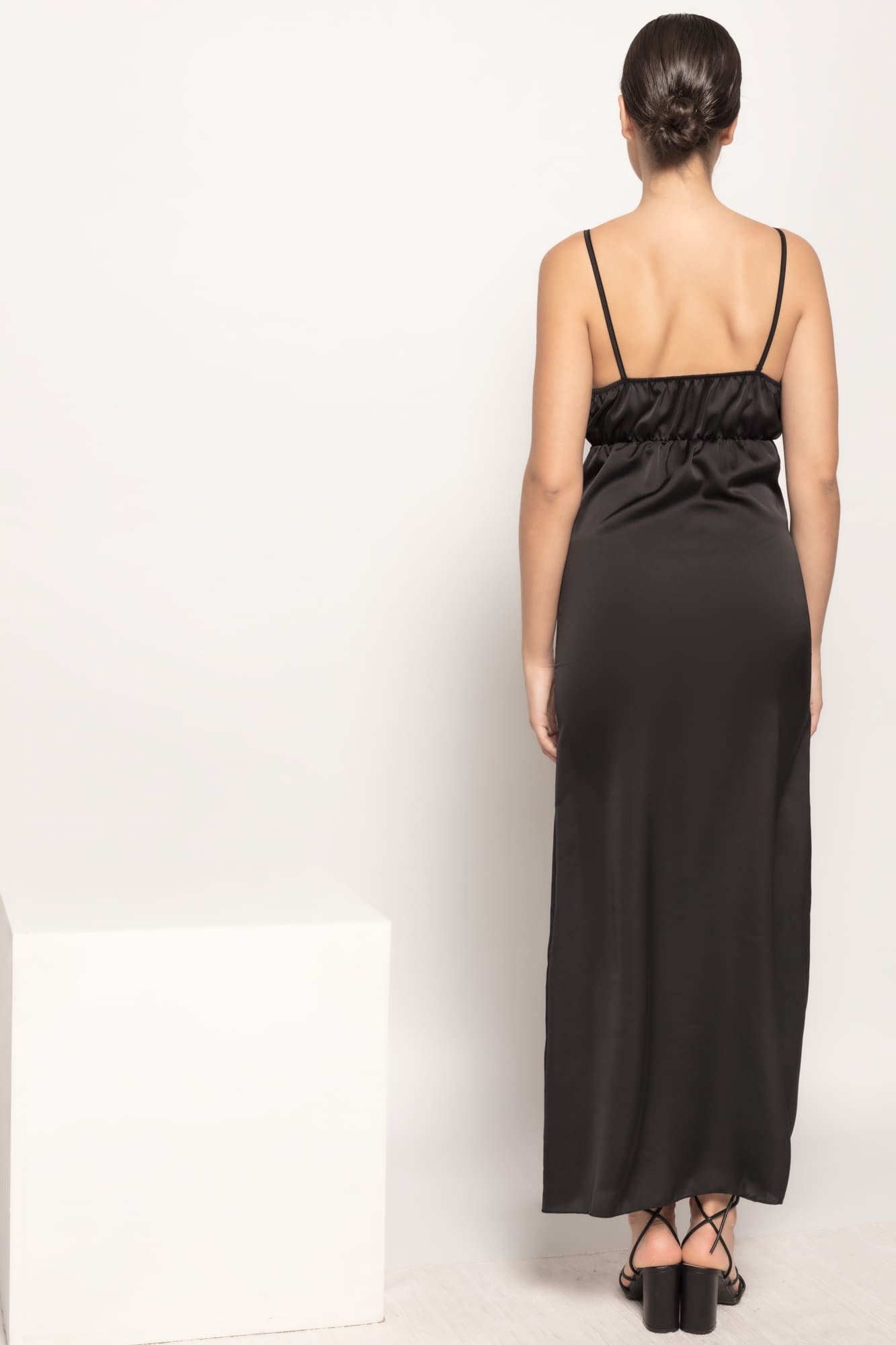 VESTIDO  TIRANTES